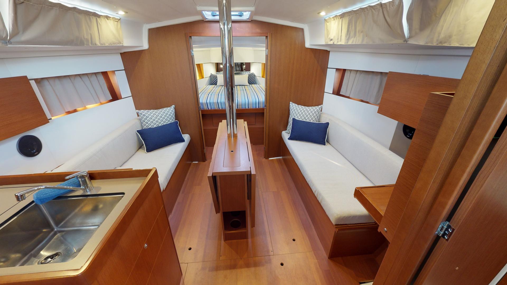 Yacht Photos Pics