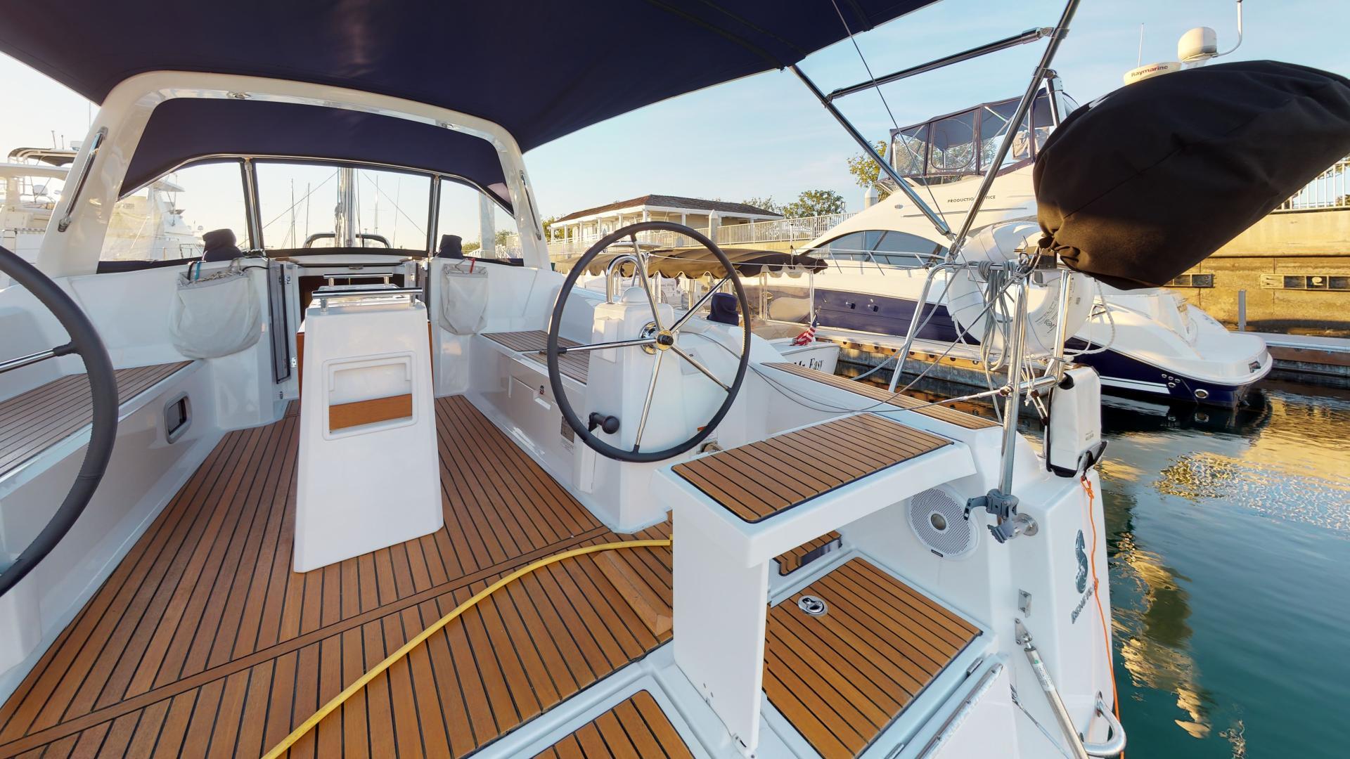 Yacht Photos Pics