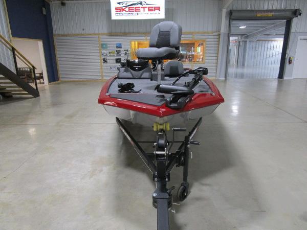 2022 Tracker Boats boat for sale, model of the boat is Pro 170 & Image # 4 of 34