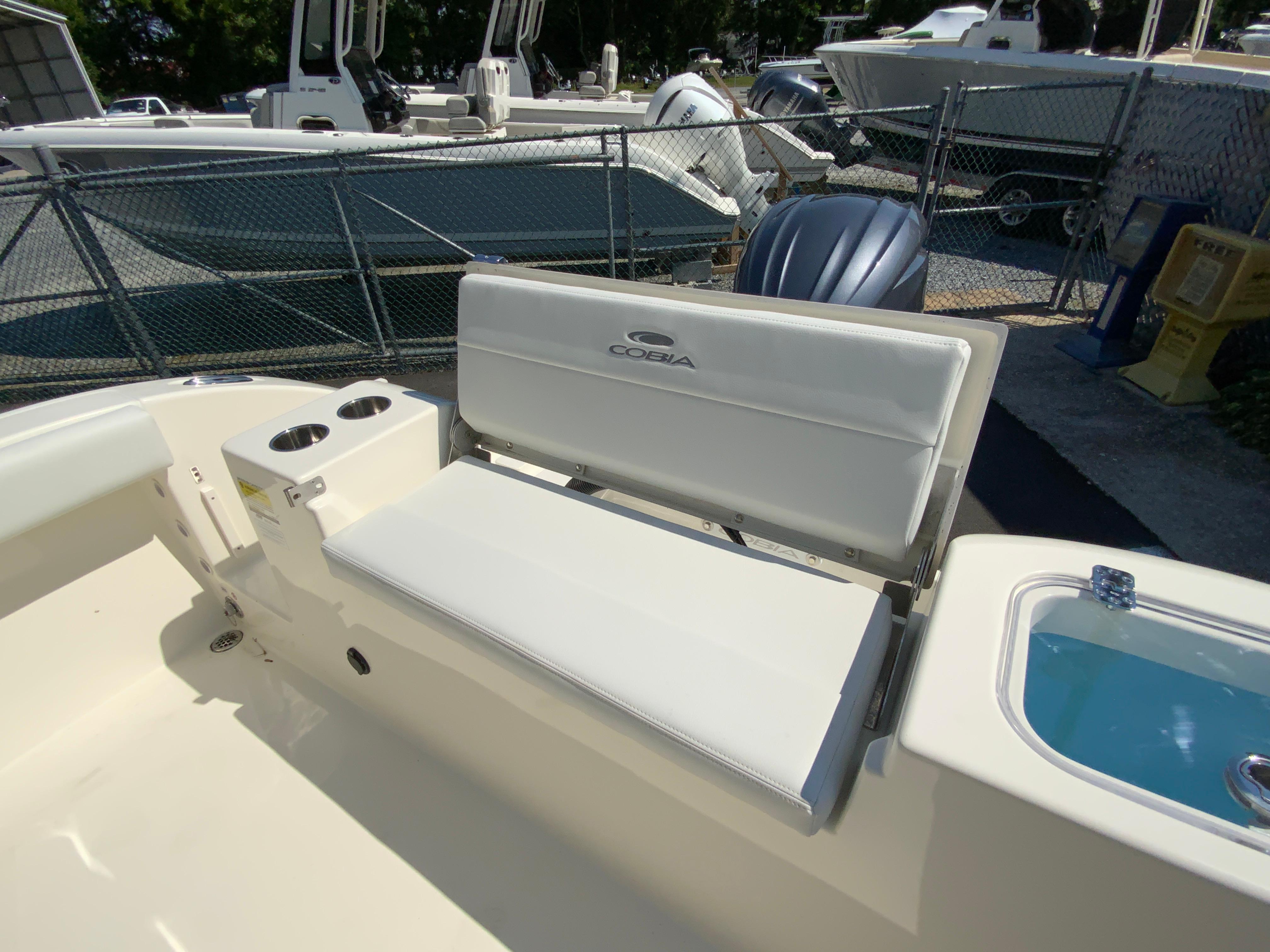 2024 Cobia 220 Center Console-35