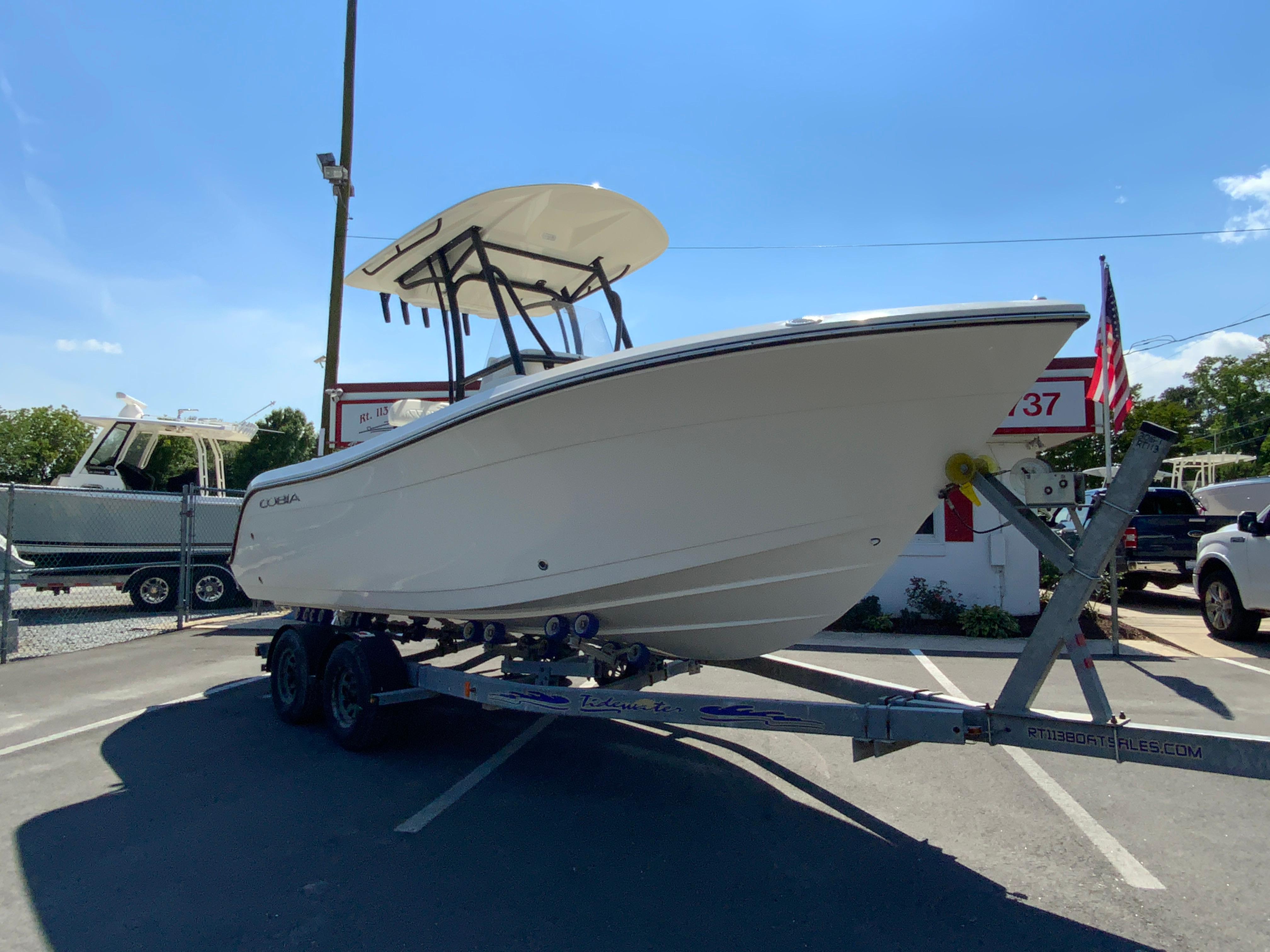 2024 Cobia 220 Center Console-3