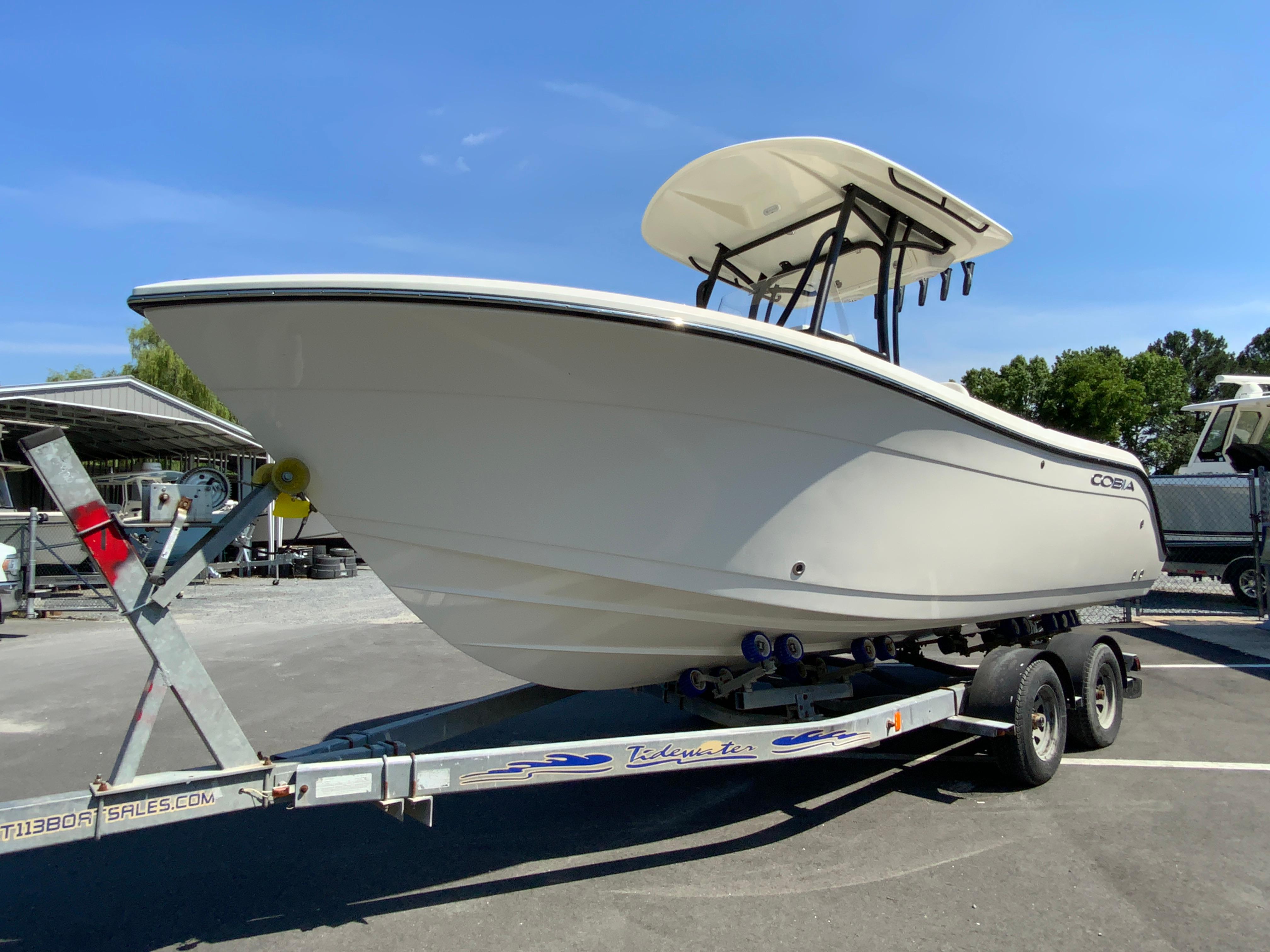 2024 Cobia 220 Center Console-8