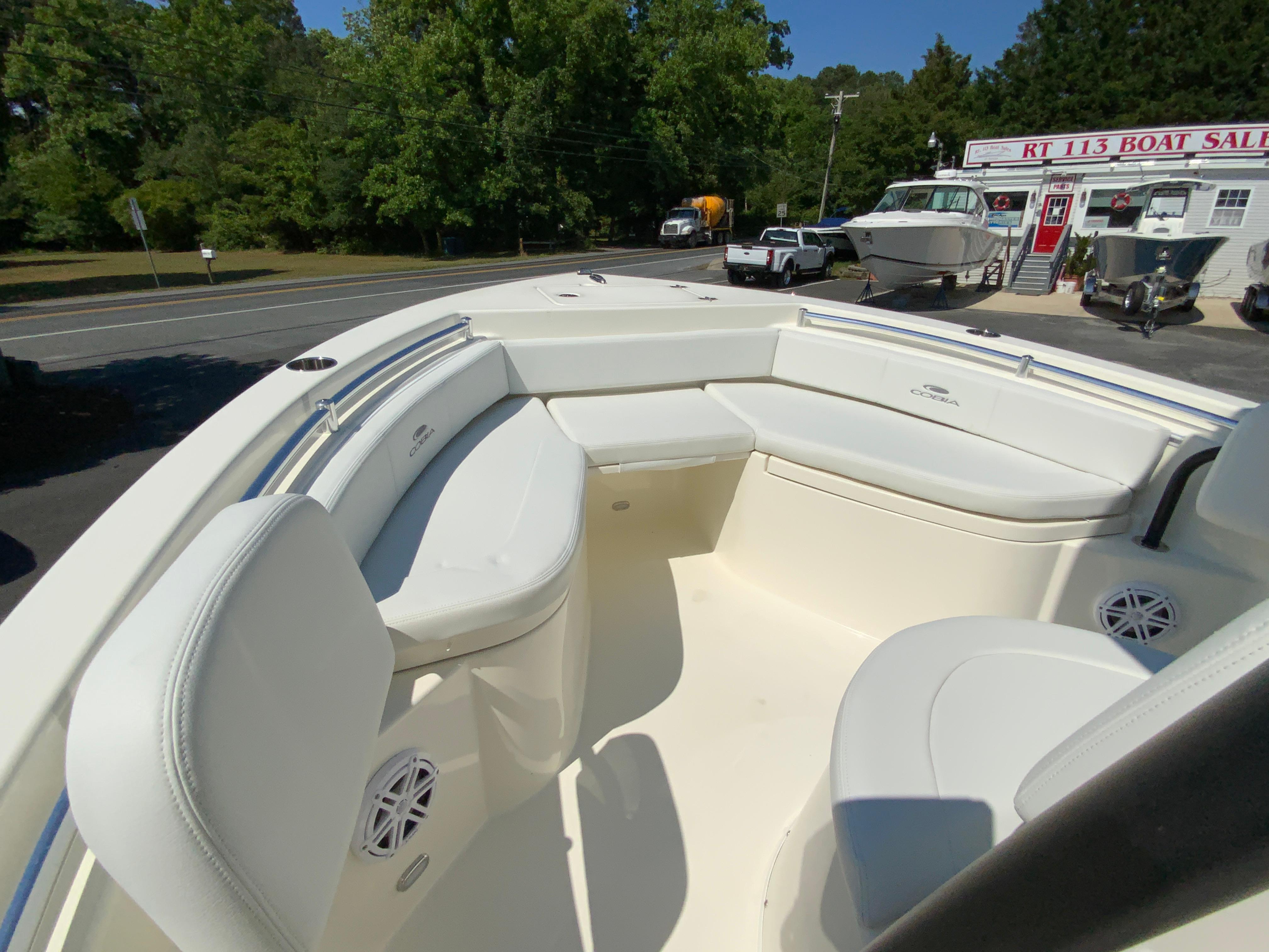 2024 Cobia 220 Center Console-15