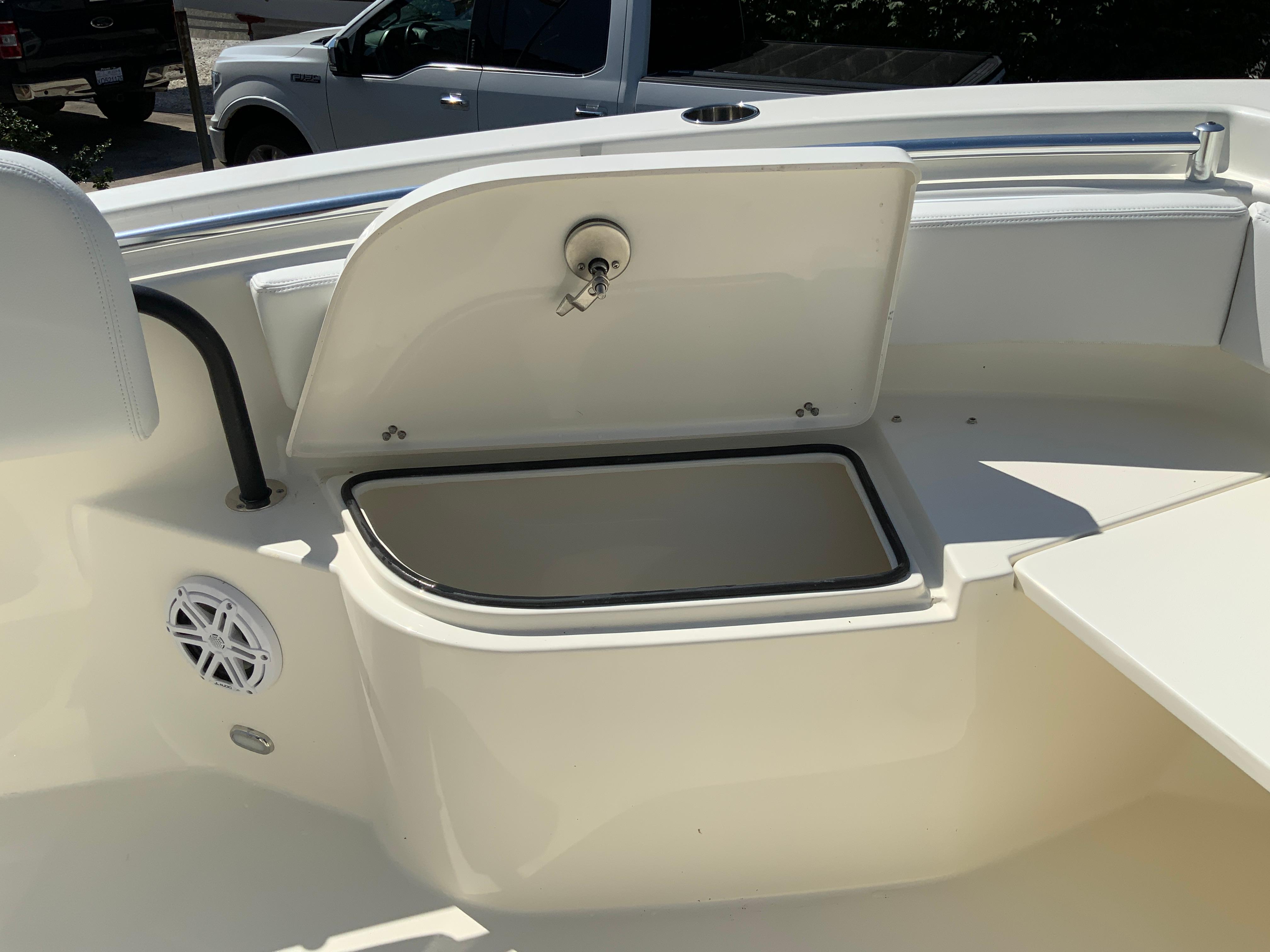 2024 Cobia 220 Center Console-18