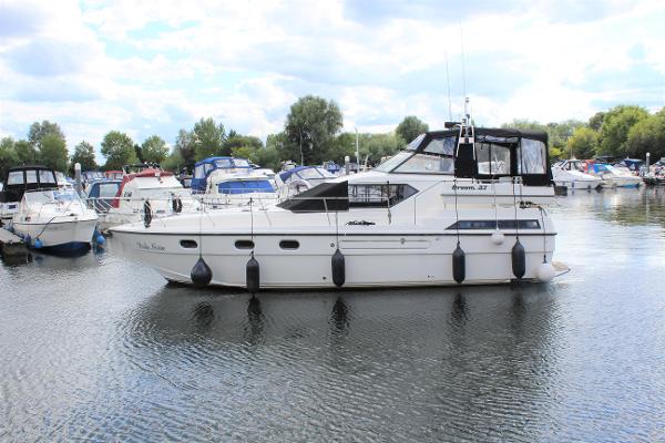 1989 Broom 37