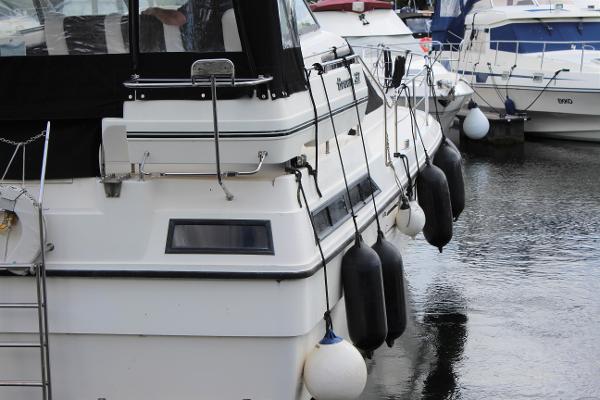 1989 Broom 37