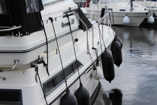 1989 Broom 37