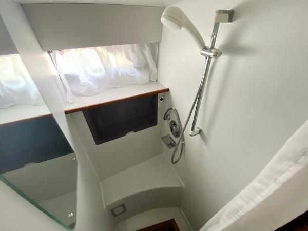 1989 Broom 37
