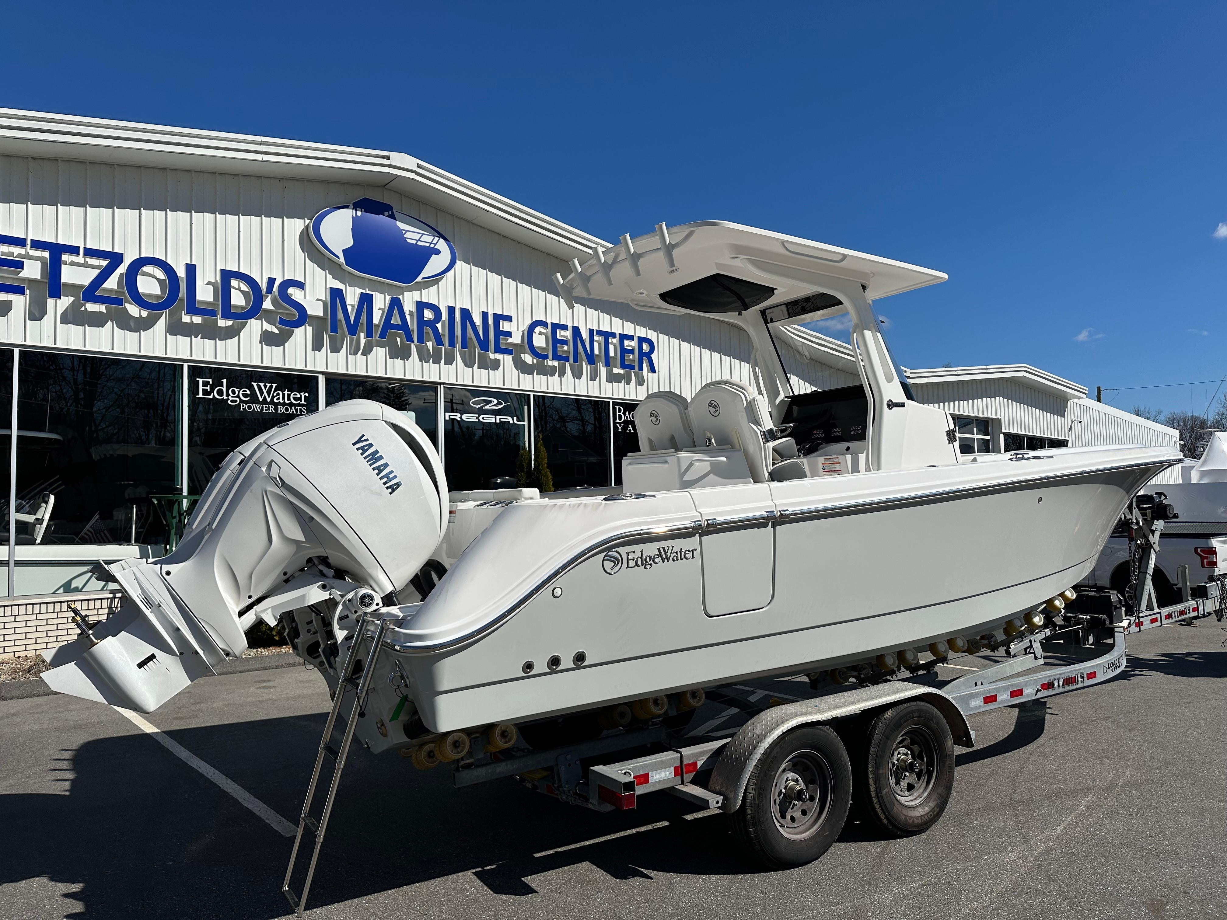 2025 Edgewater 262 Center Console-10