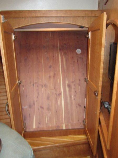 VIP Hanging Locker