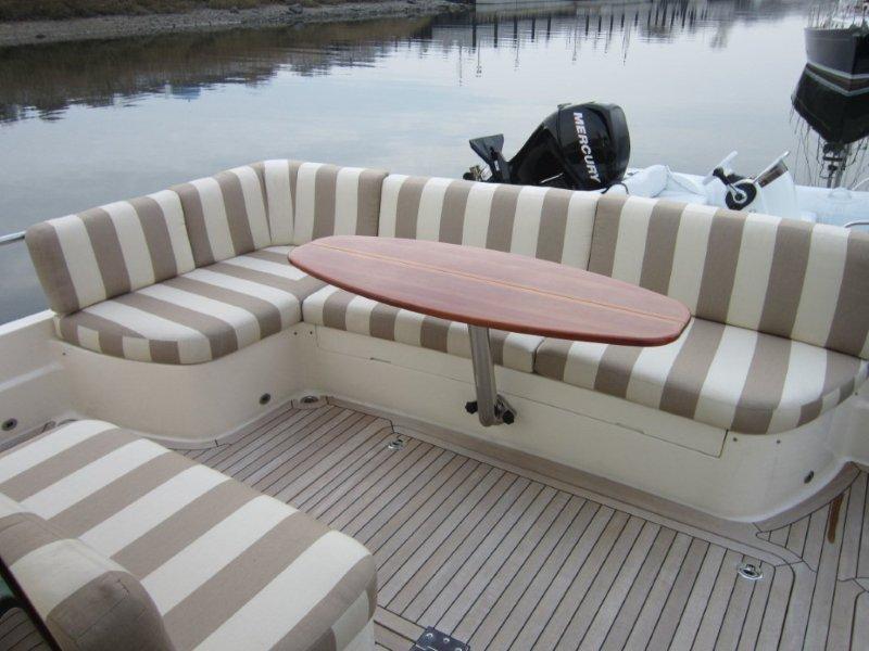 Cockpit Seating