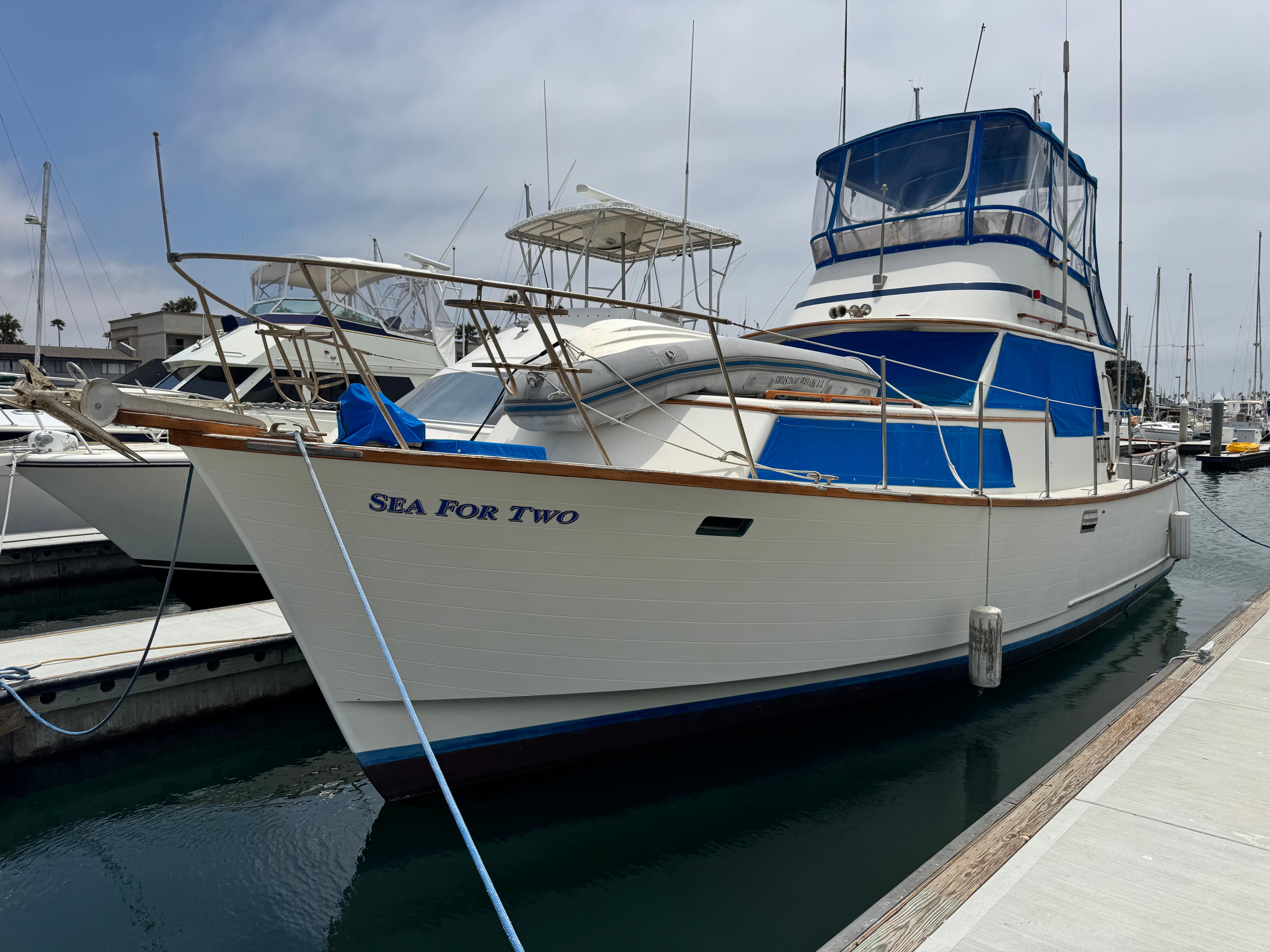 1983 Rough Water Flybridge