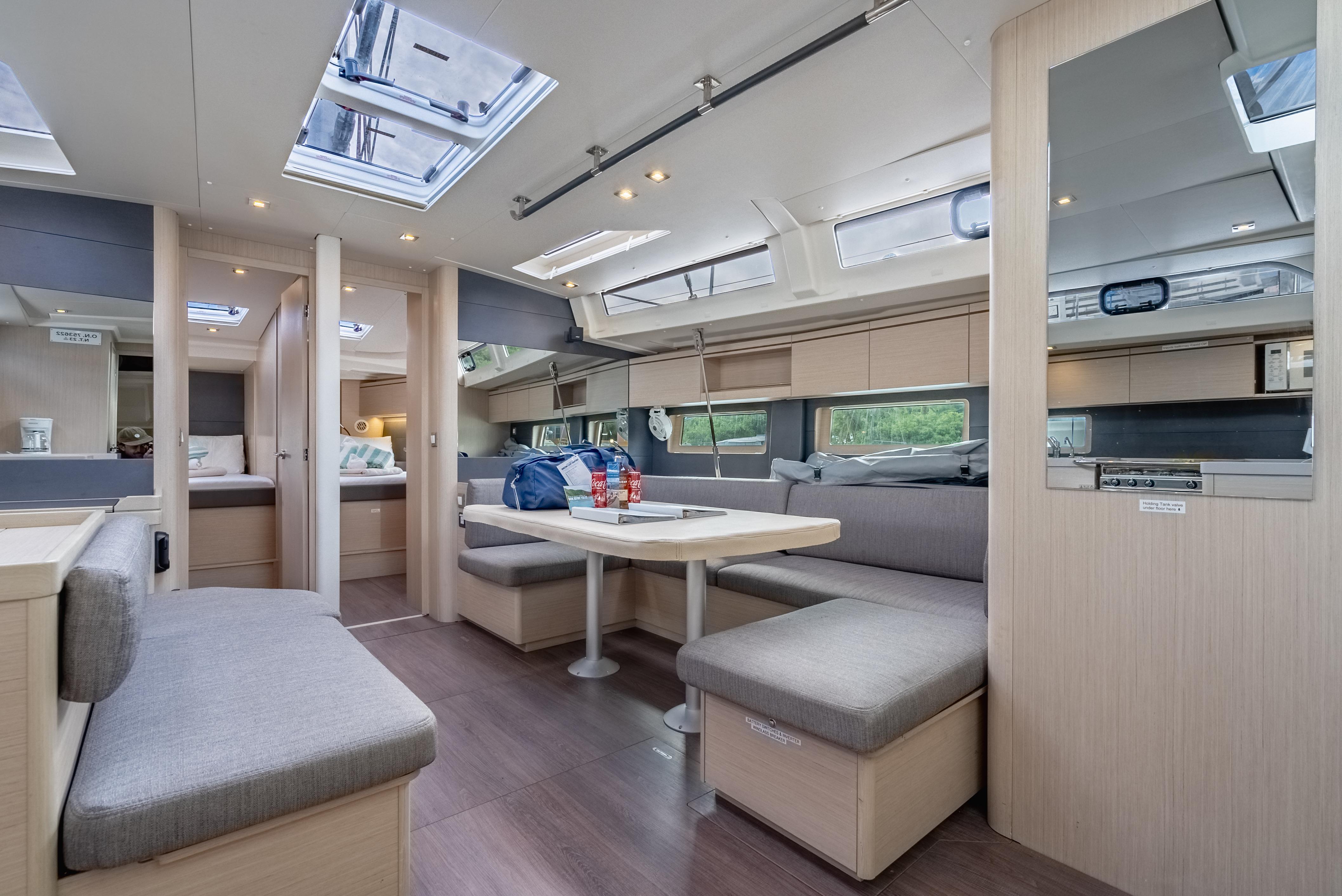 Yacht Photos Pics