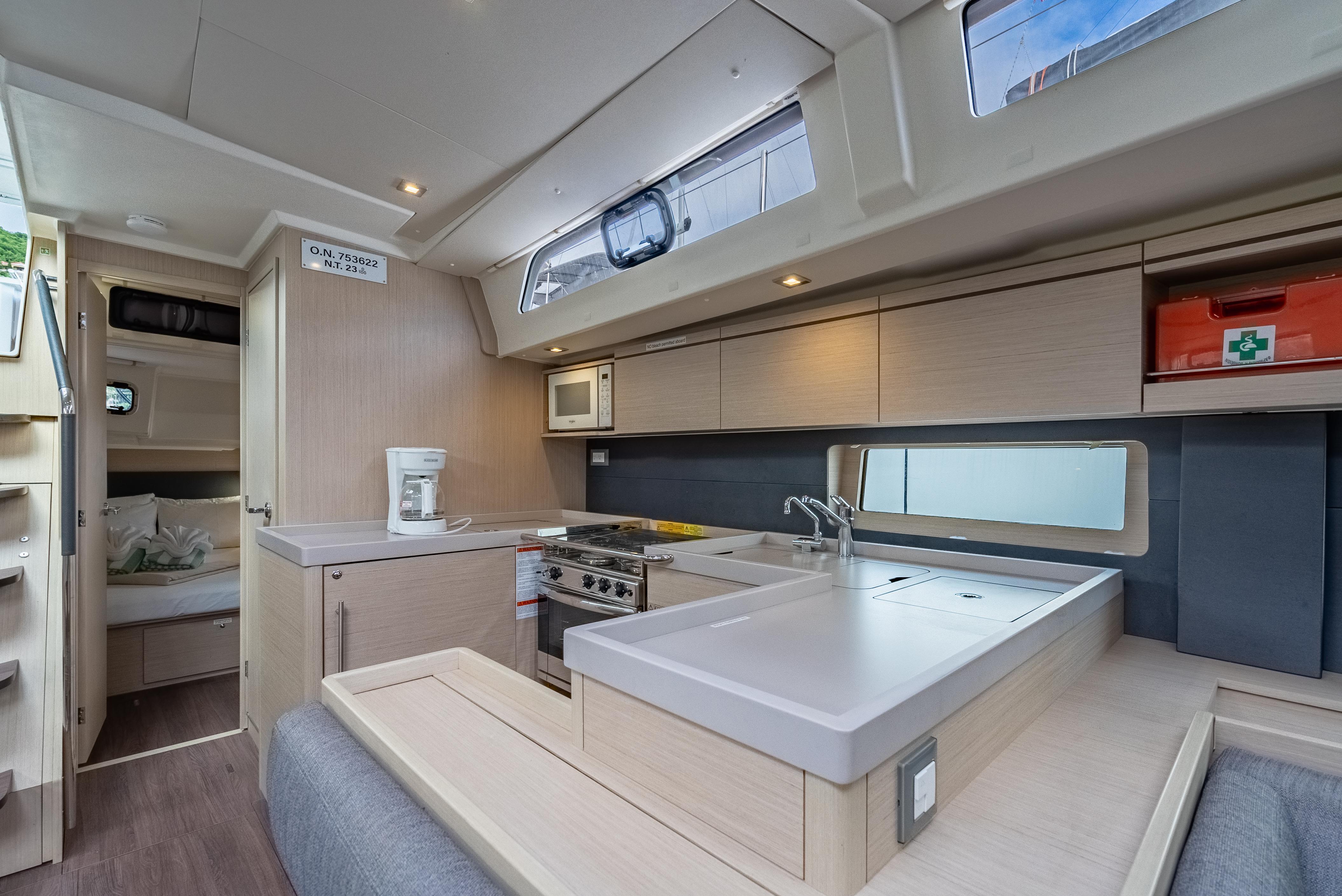 Yacht Photos Pics