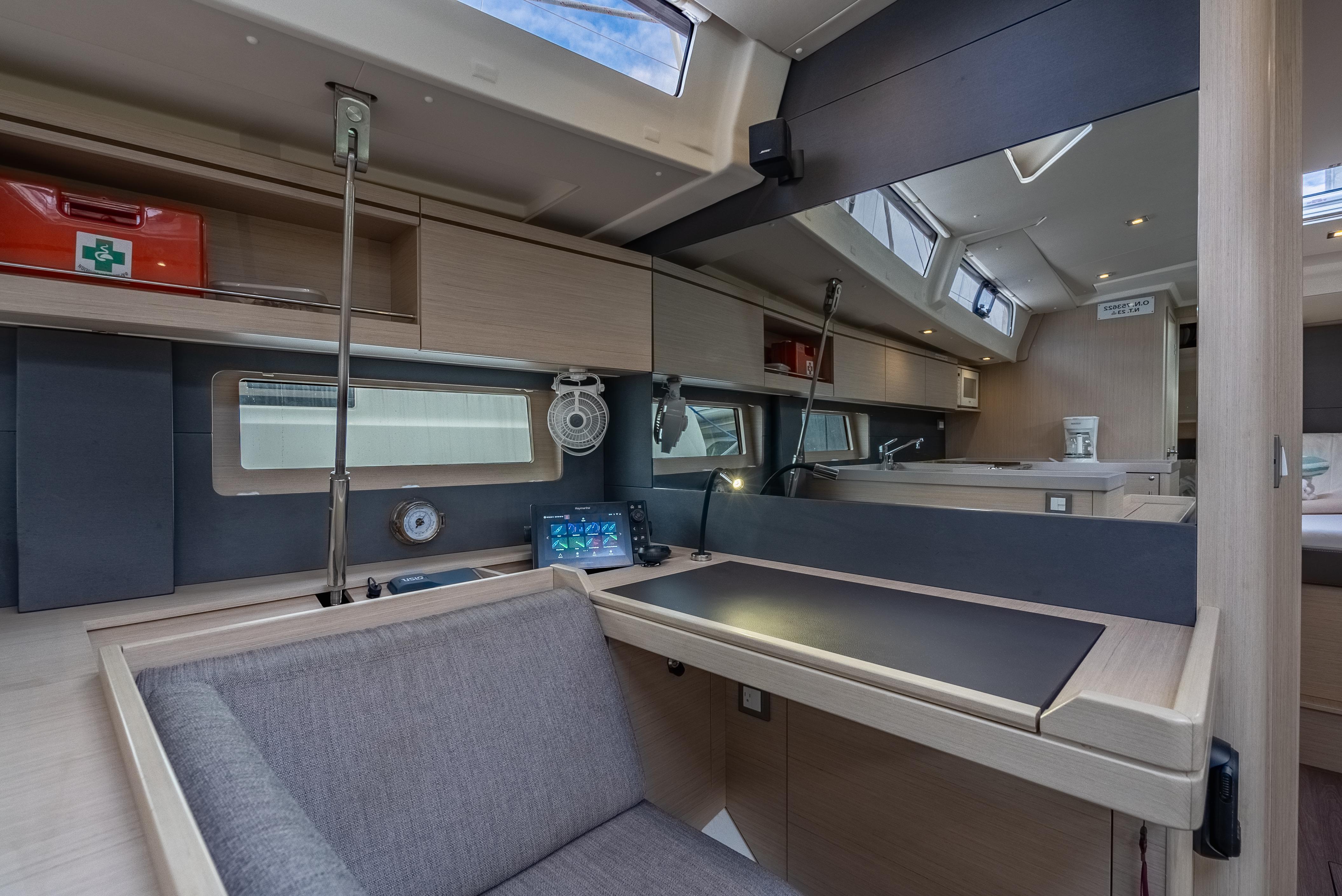 Yacht Photos Pics