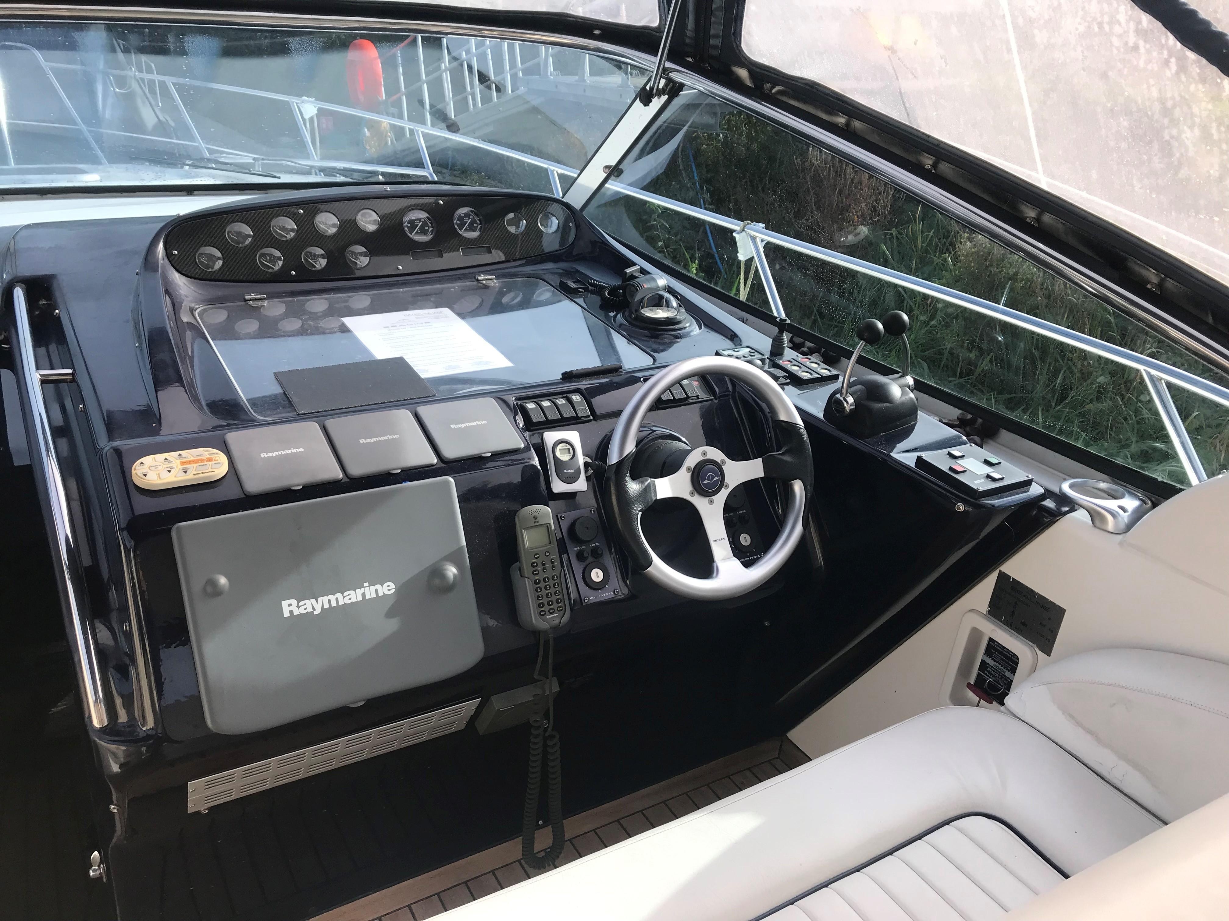 2002 Sealine S37