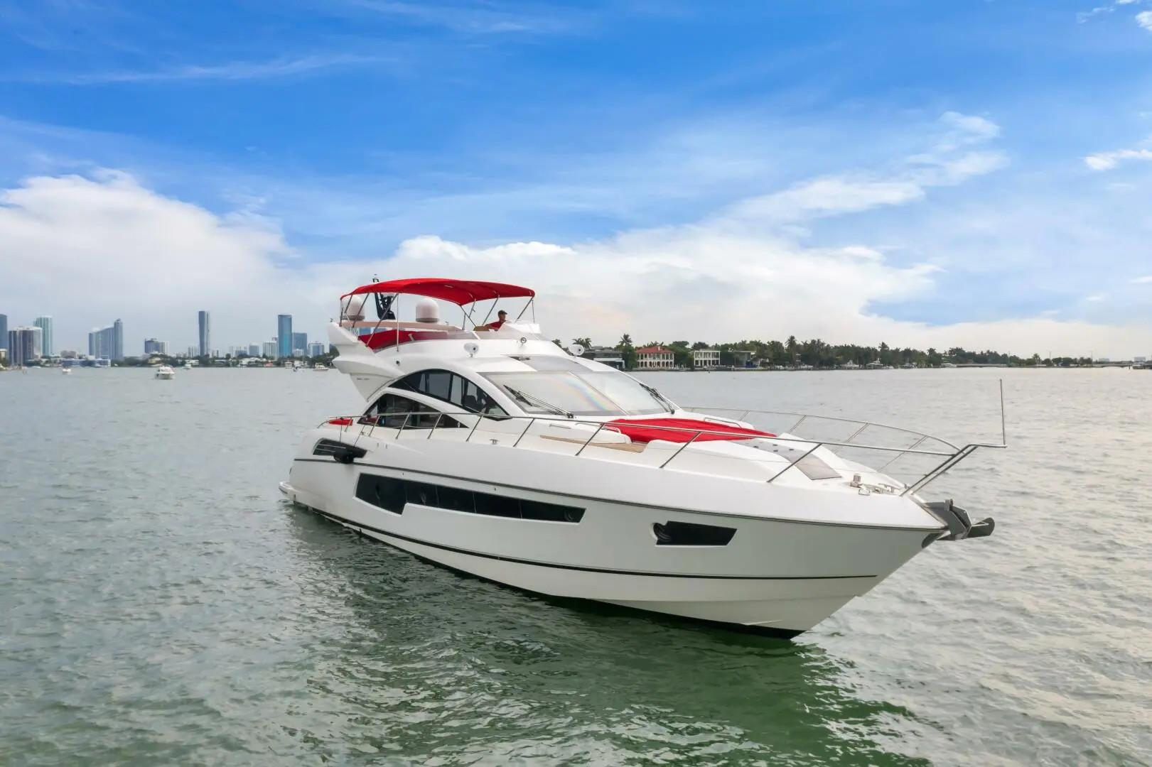 2014 Sunseeker 68 Sport Yacht