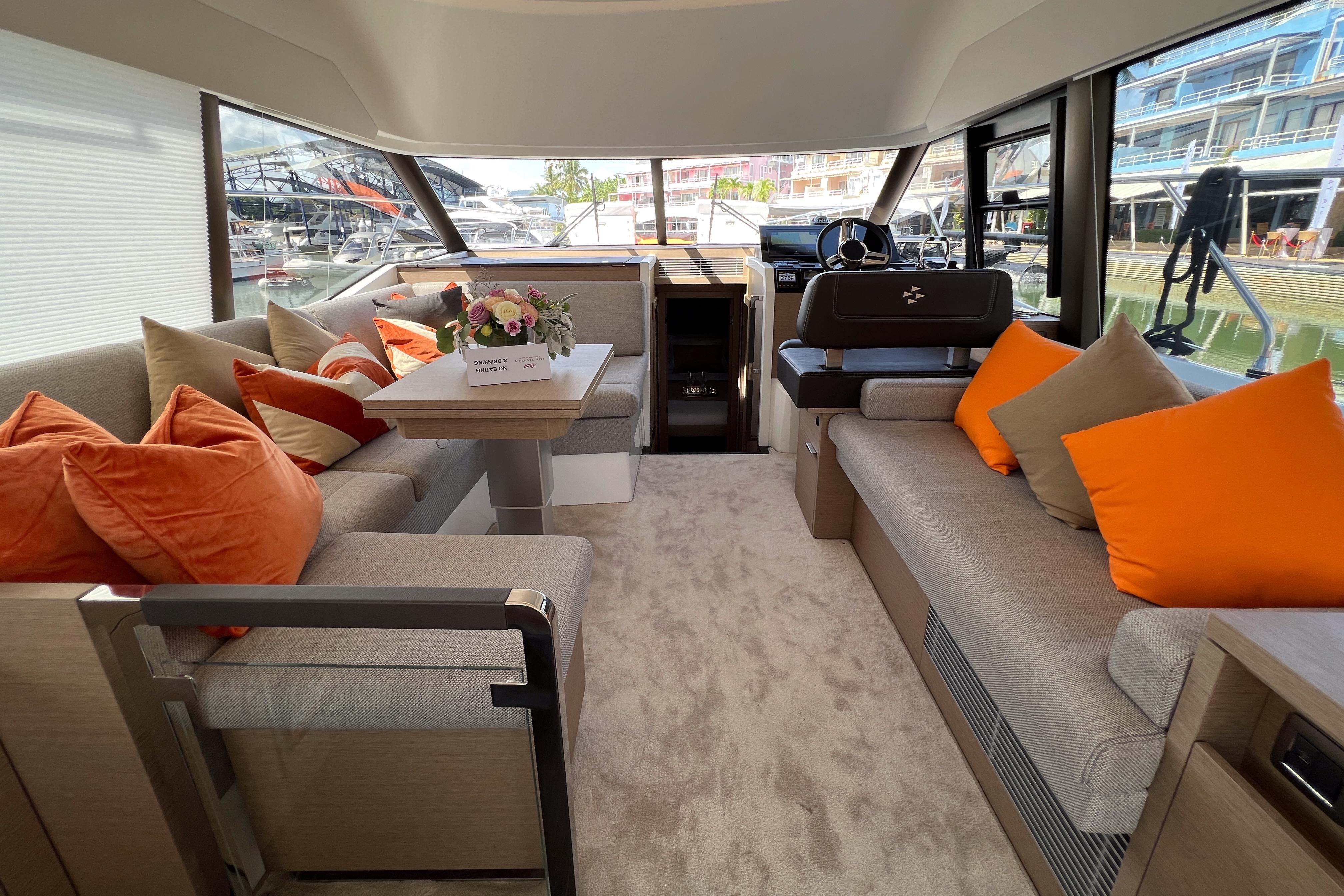 沛海馳 Prestige Yachts