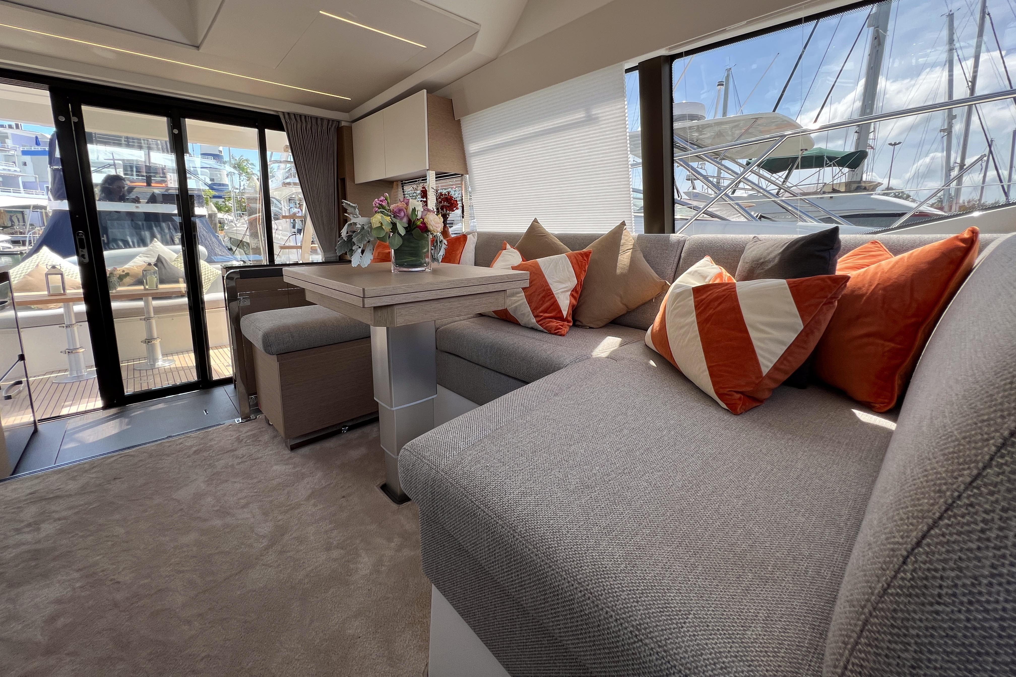 沛海馳 Prestige Yachts