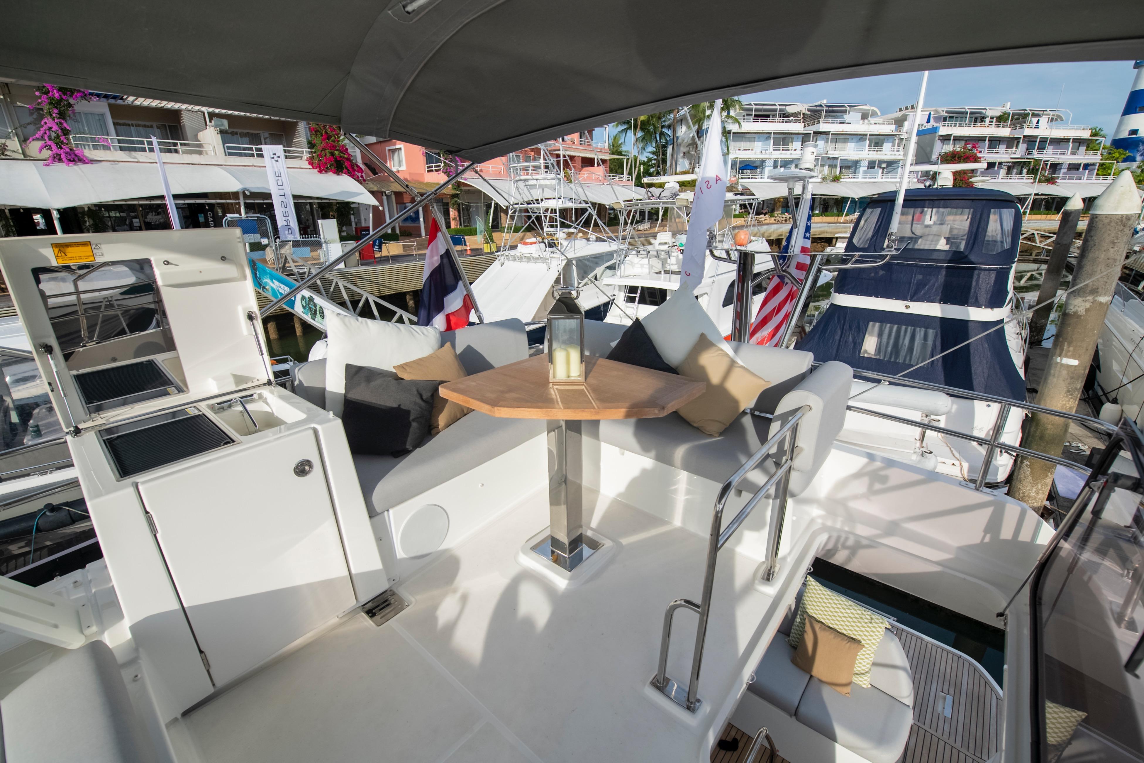 沛海馳 Prestige Yachts