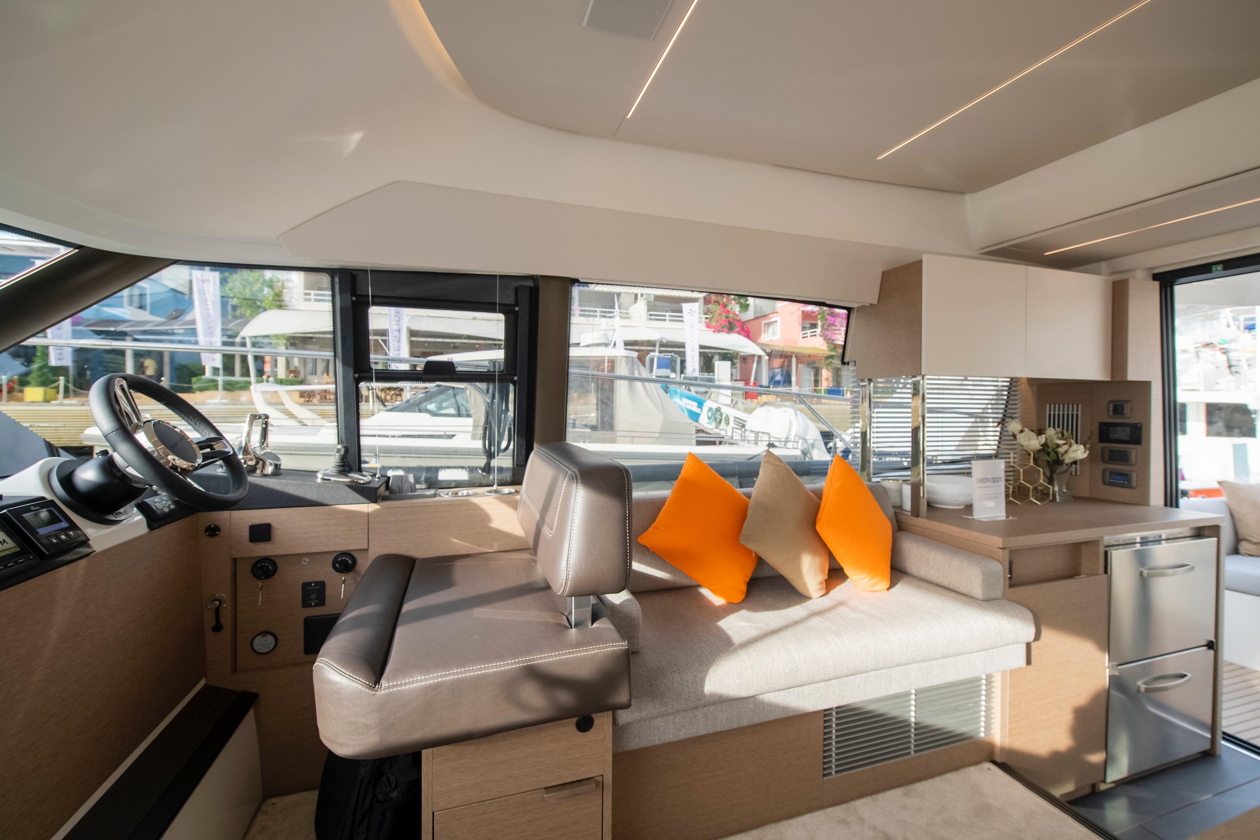 沛海馳 Prestige Yachts