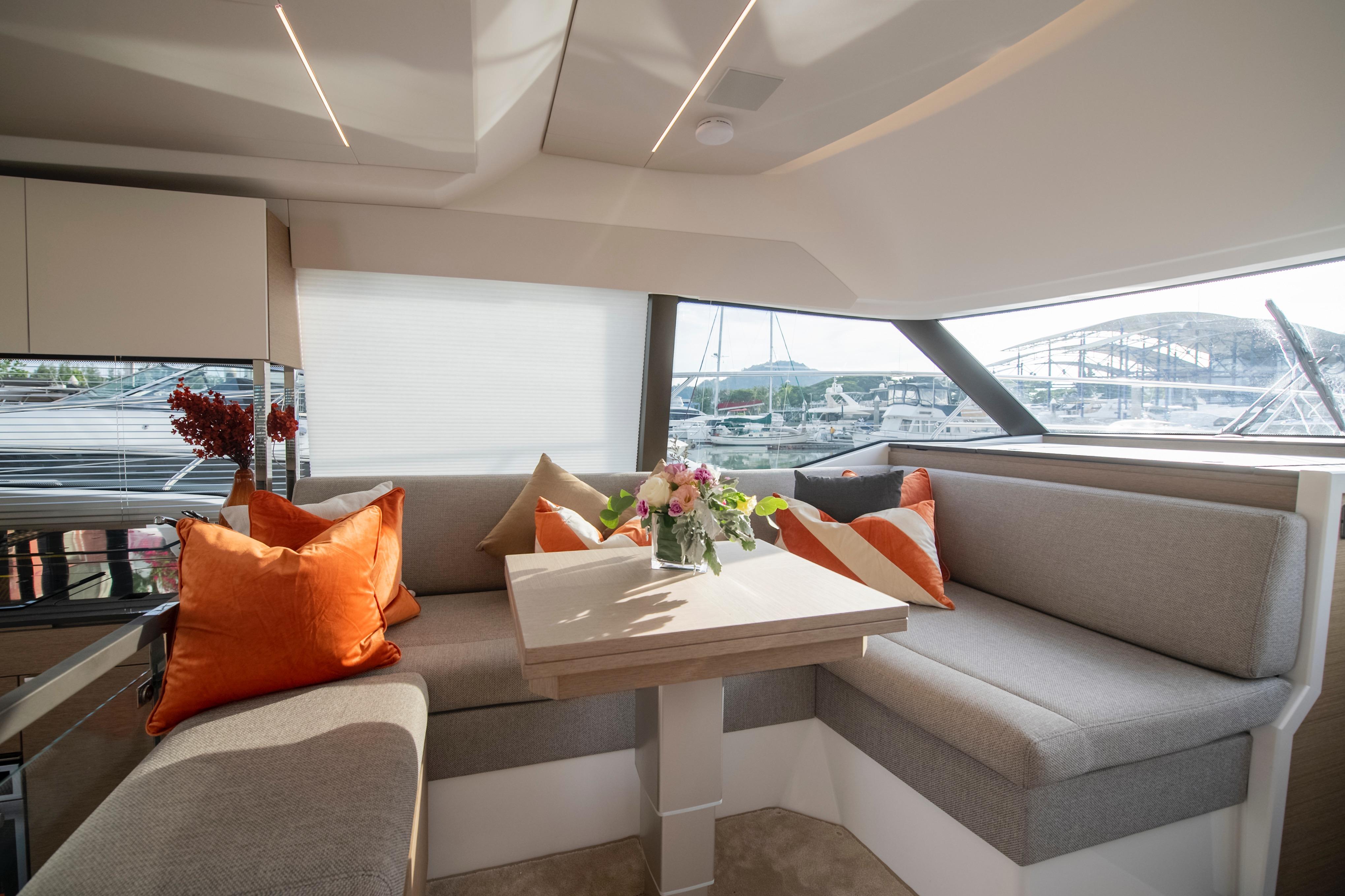沛海馳 Prestige Yachts
