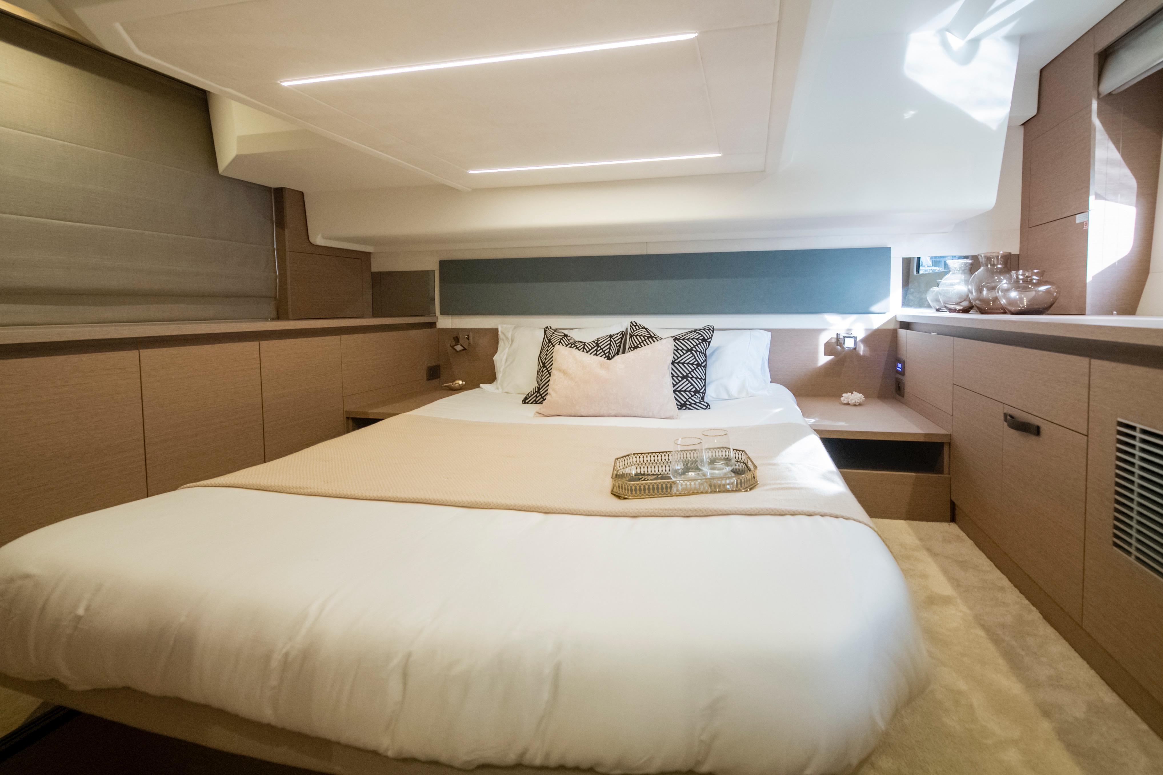 沛海馳 Prestige Yachts