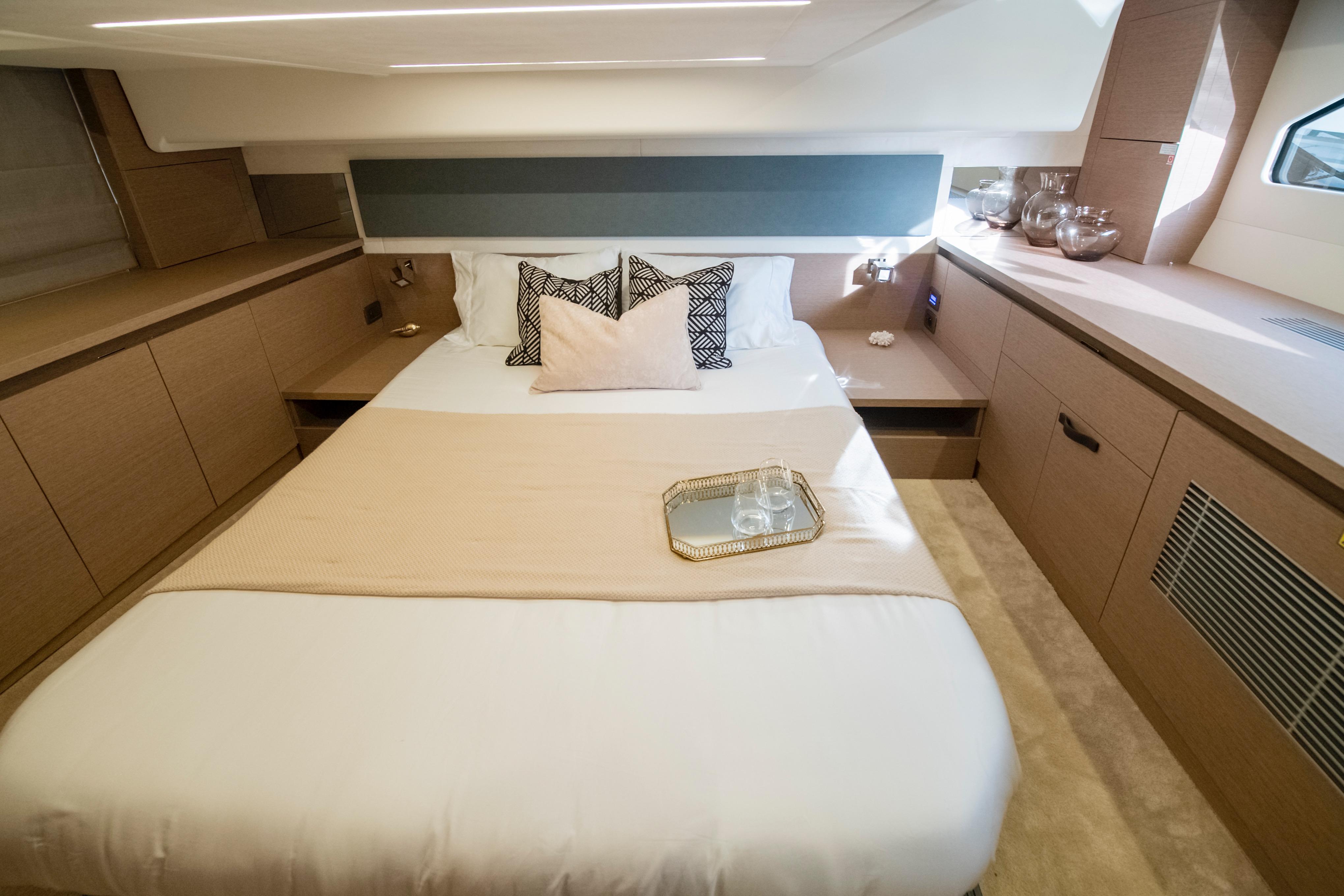 沛海馳 Prestige Yachts