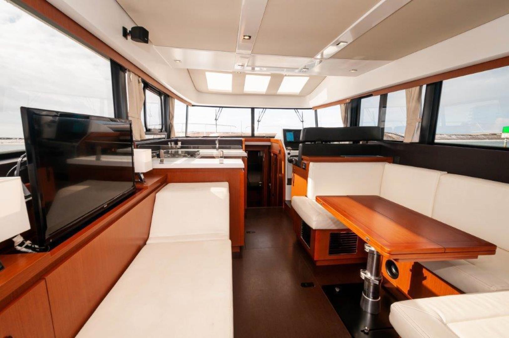 Dog House Yacht for Sale 43 Jeanneau Yachts Destin, FL Denison
