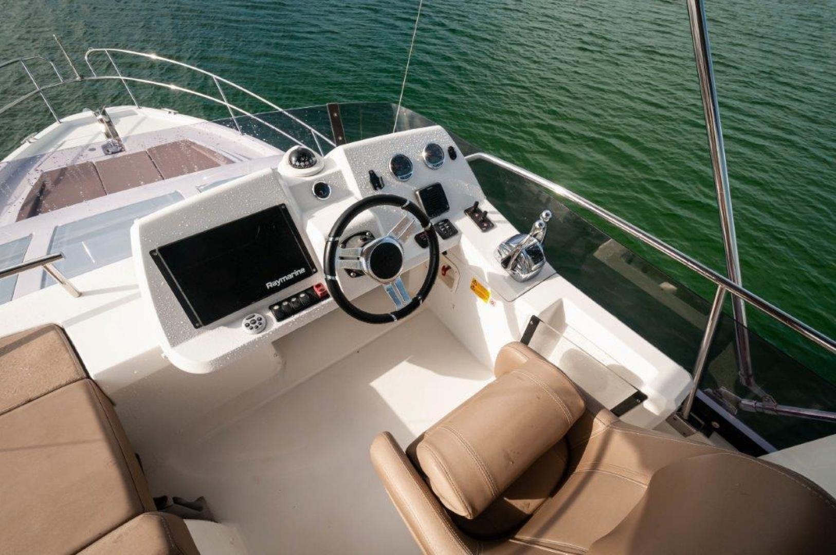 Dog House Yacht for Sale 43 Jeanneau Yachts Destin, FL Denison