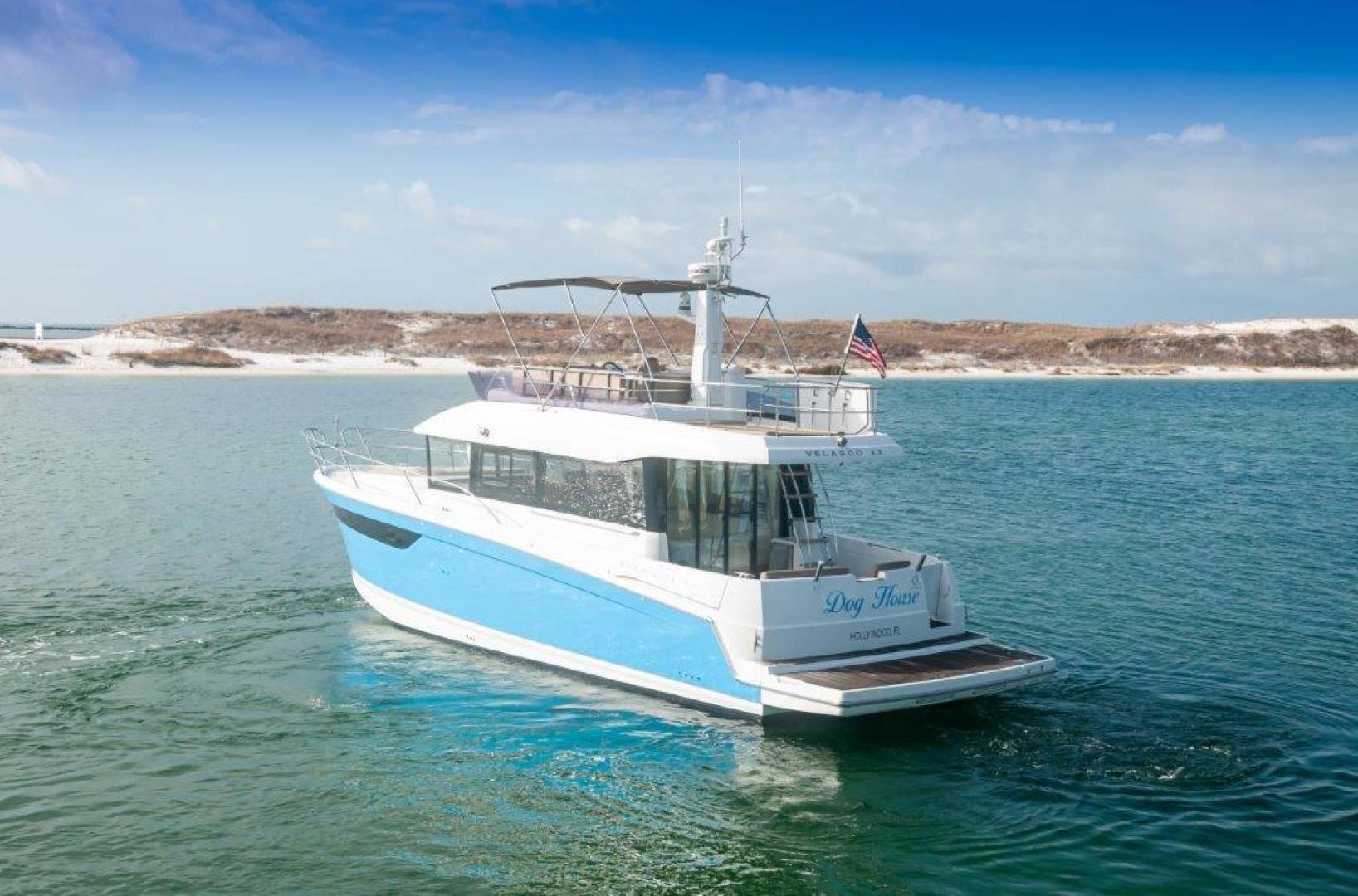 Dog House Yacht for Sale 43 Jeanneau Yachts Destin, FL Denison