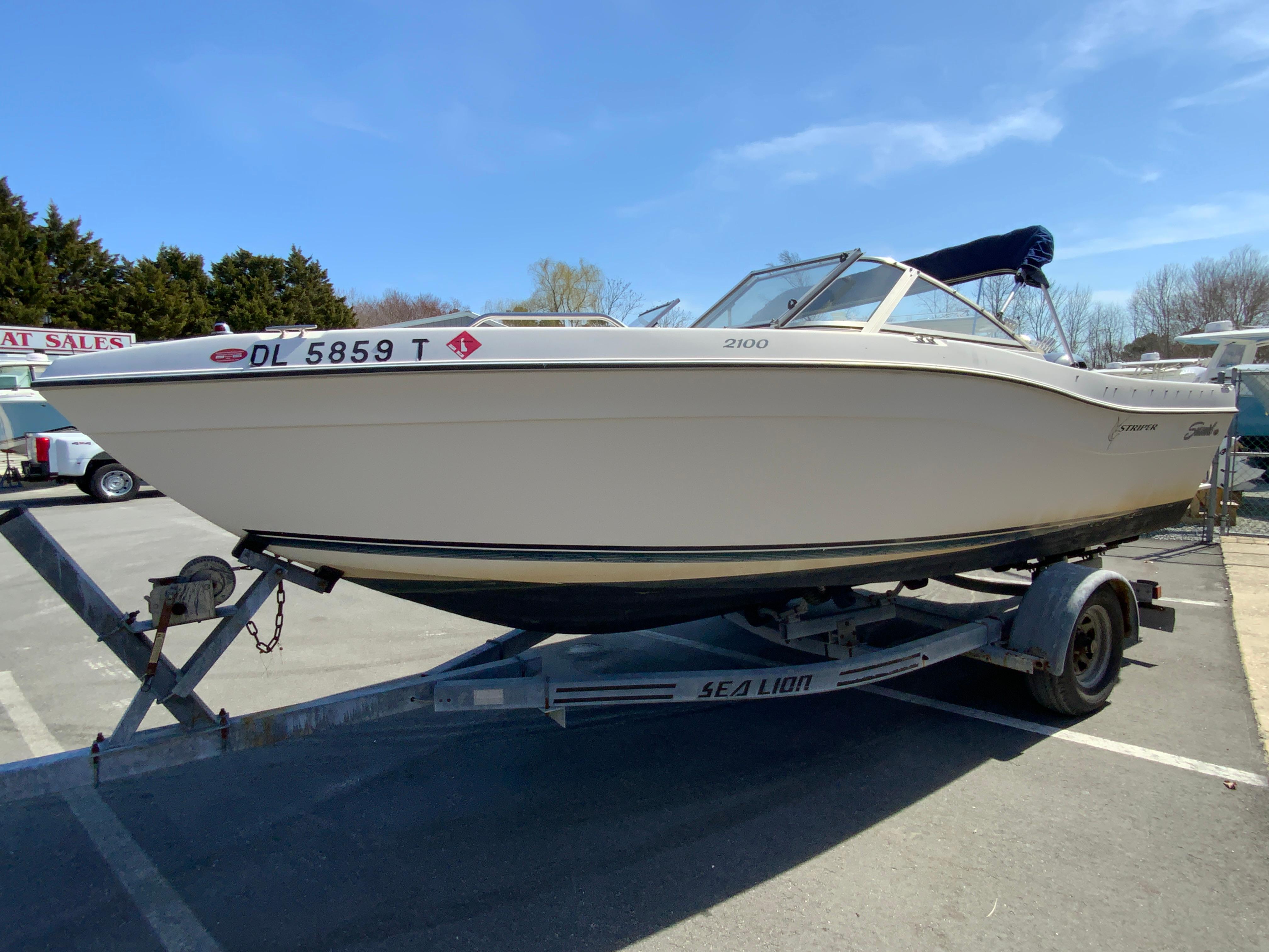 1997 Seaswirl striper 2100 DC-5