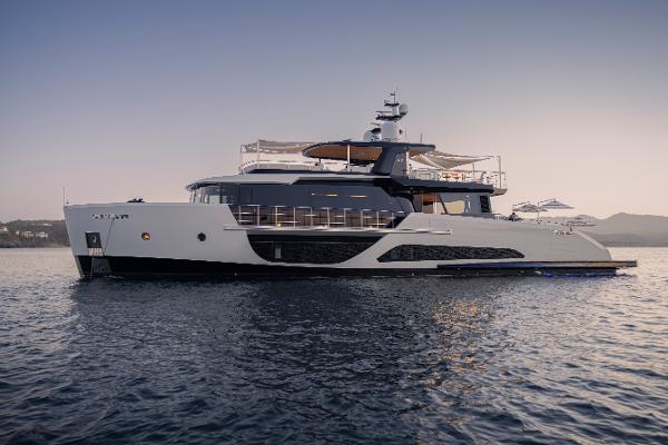 2023 Alpha 116 Spritz