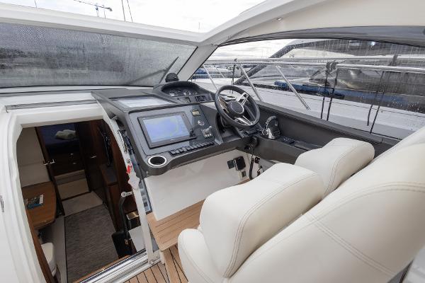 Princess Motor Yacht Sales - Used Princess V39