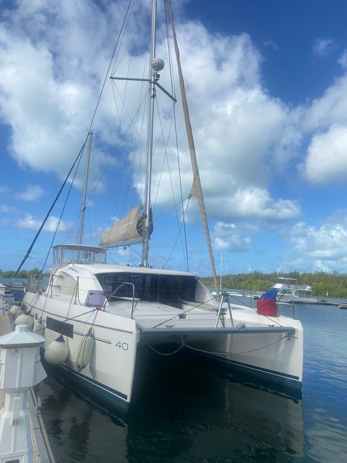 used leopard 40 catamaran for sale