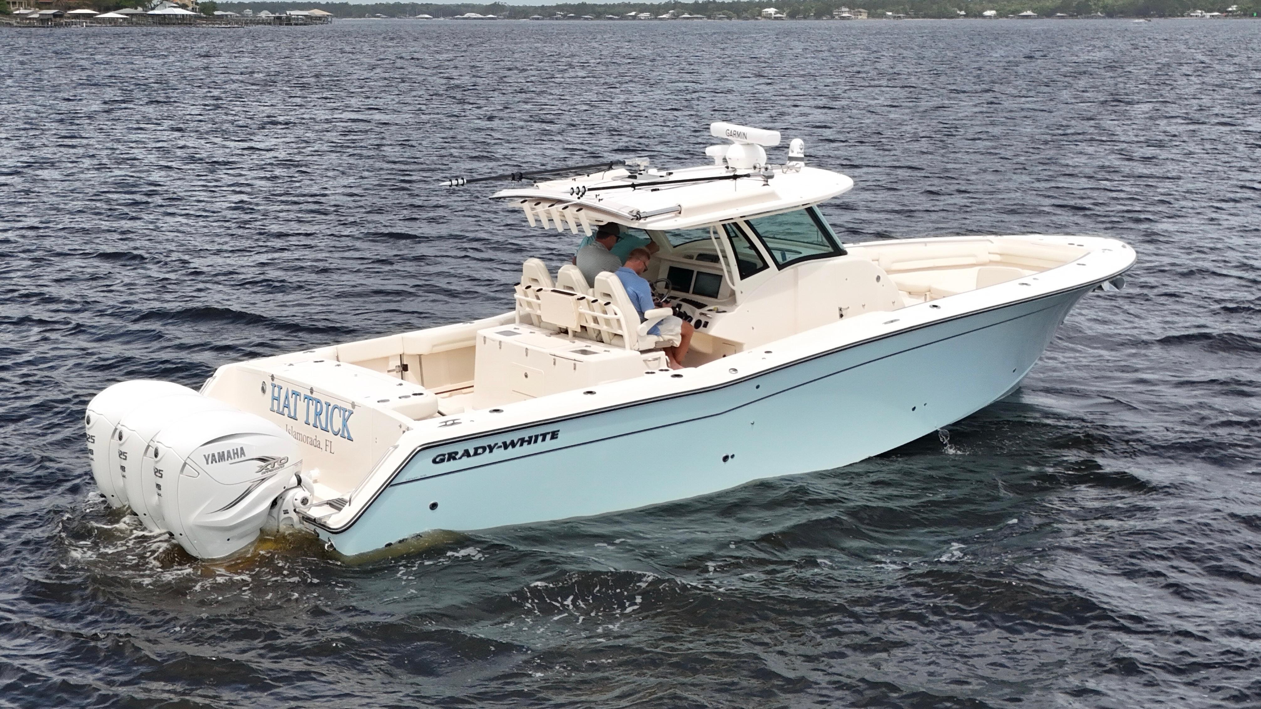 2023-grady-white-canyon-376-power-9723239-20250422122300392-1_XLARGE
