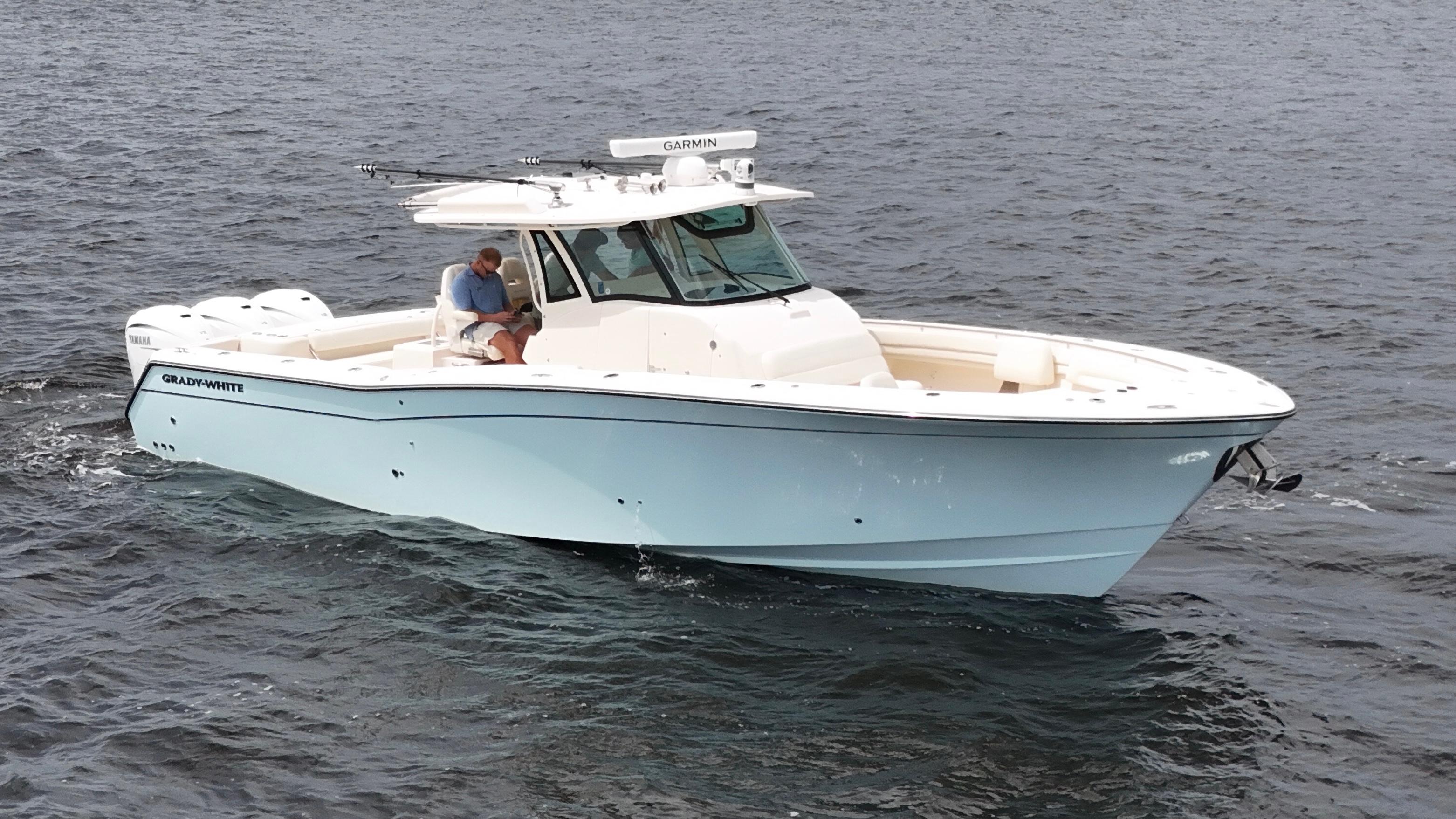 2023-grady-white-canyon-376-power-9723239-20250422122303493-1_XLARGE