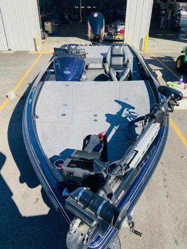 2020 Phoenix boat for sale, model of the boat is 20 PHX & Image # 7 of 9