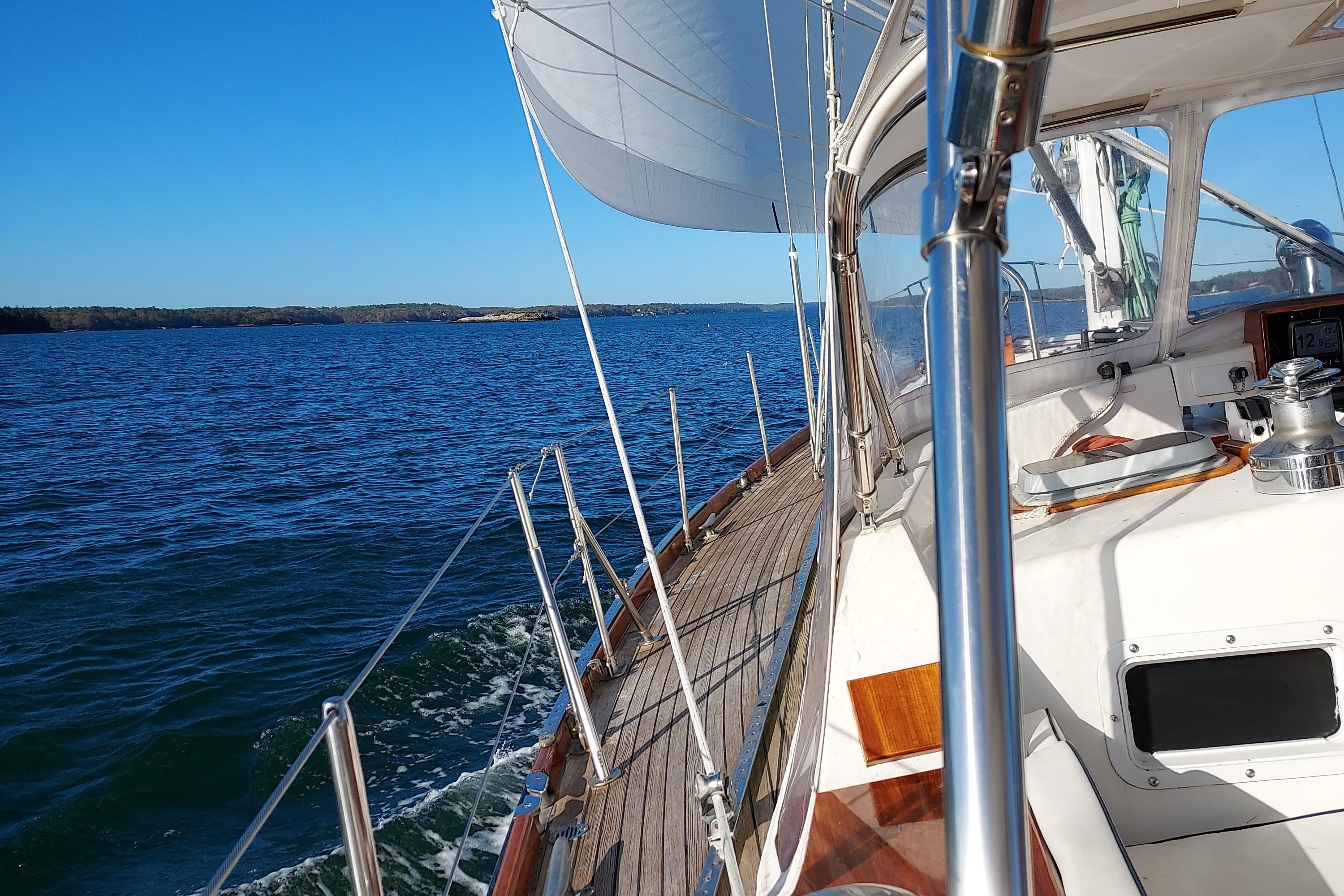 Newport RI Yacht Brokerage