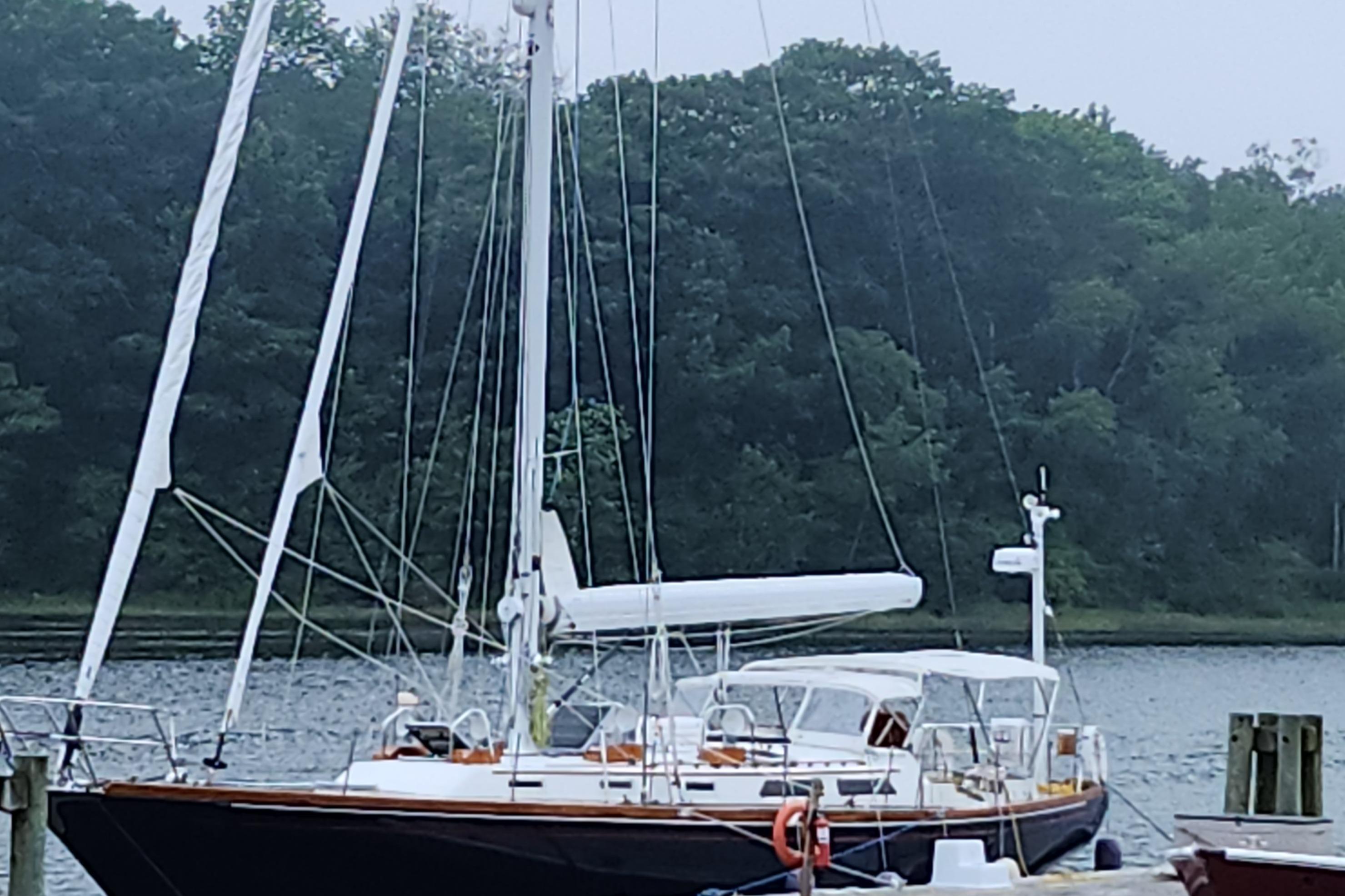 Newport RI Yacht Brokerage