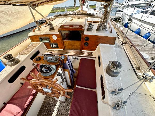 46' Bruce Roberts, Listing Number 100904386, - Photo No. 7