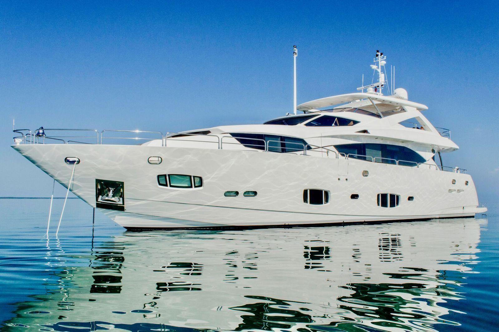 Sunseeker 30 Metre Yacht