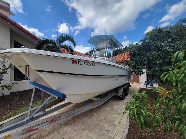 23' World Cat, Listing Number 100917214, - Photo No. 2