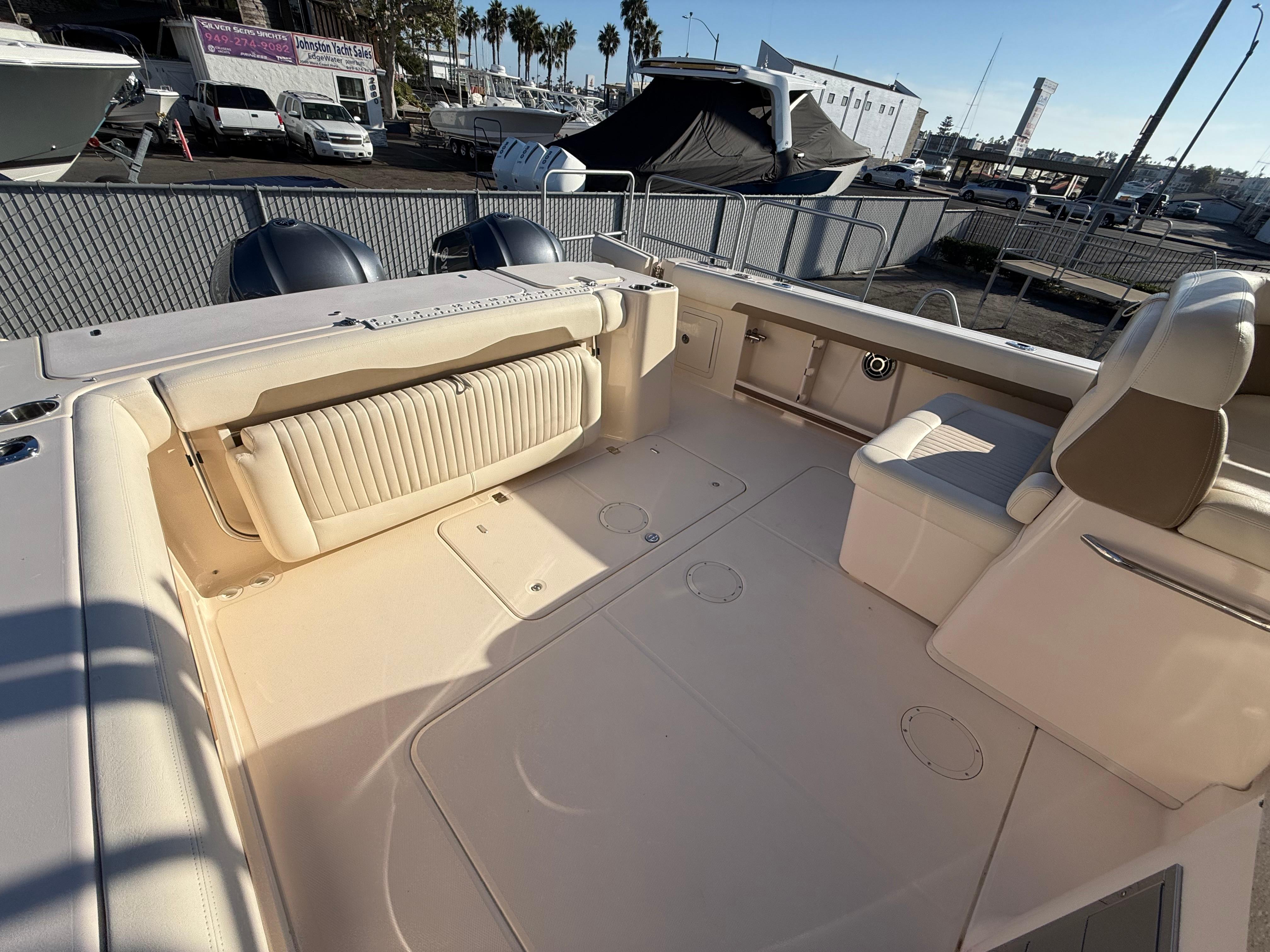 2013 Grady-White Freedom 335 #T418H inventory image at Sun Country Marine Group, Newport Beach 2013 Grady-White Freedom 335 #T418H inventory image at Sun Country Marine Group, Newport Beach