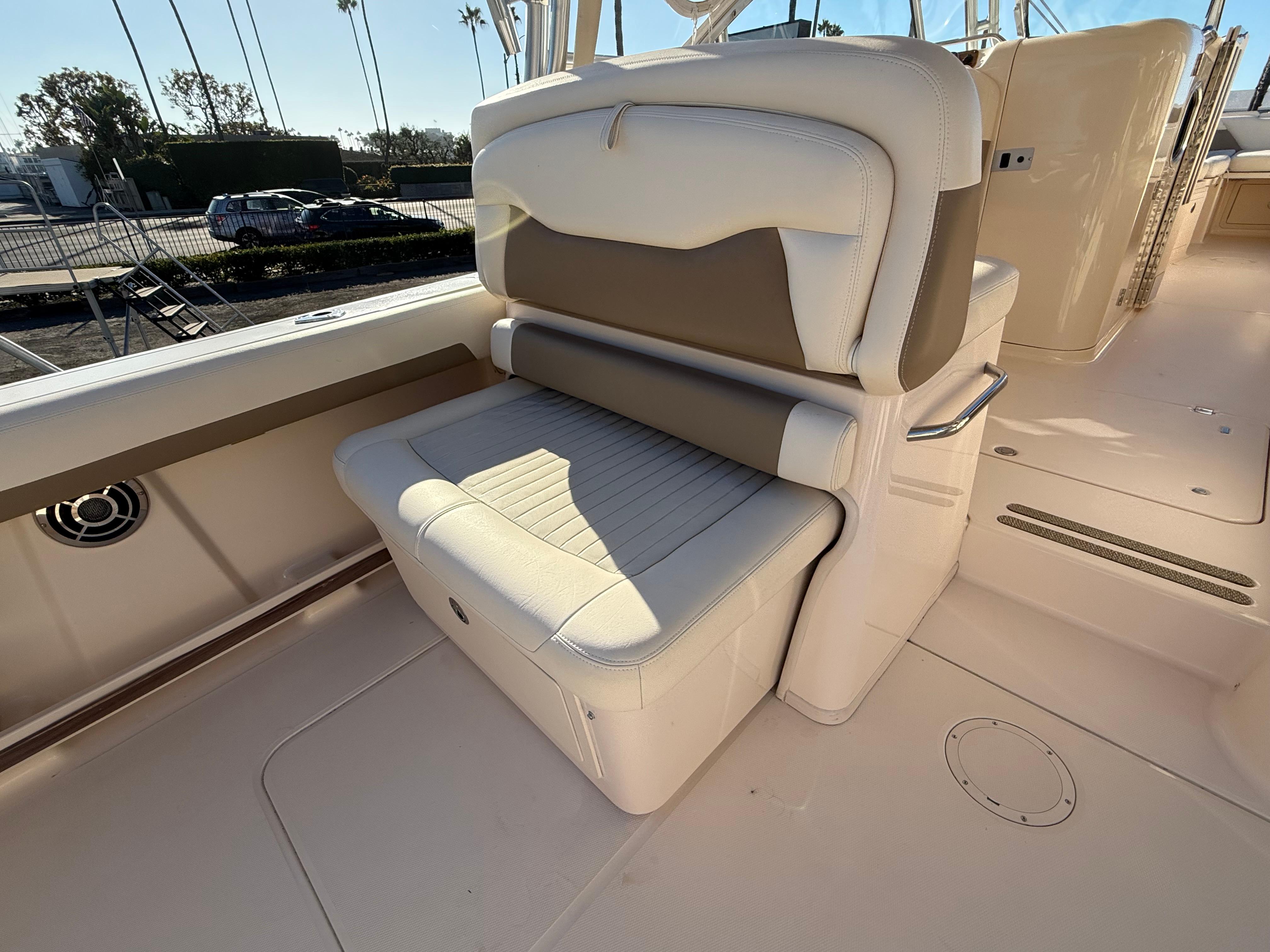 2013 Grady-White Freedom 335 #T418H inventory image at Sun Country Marine Group, Newport Beach 2013 Grady-White Freedom 335 #T418H inventory image at Sun Country Marine Group, Newport Beach