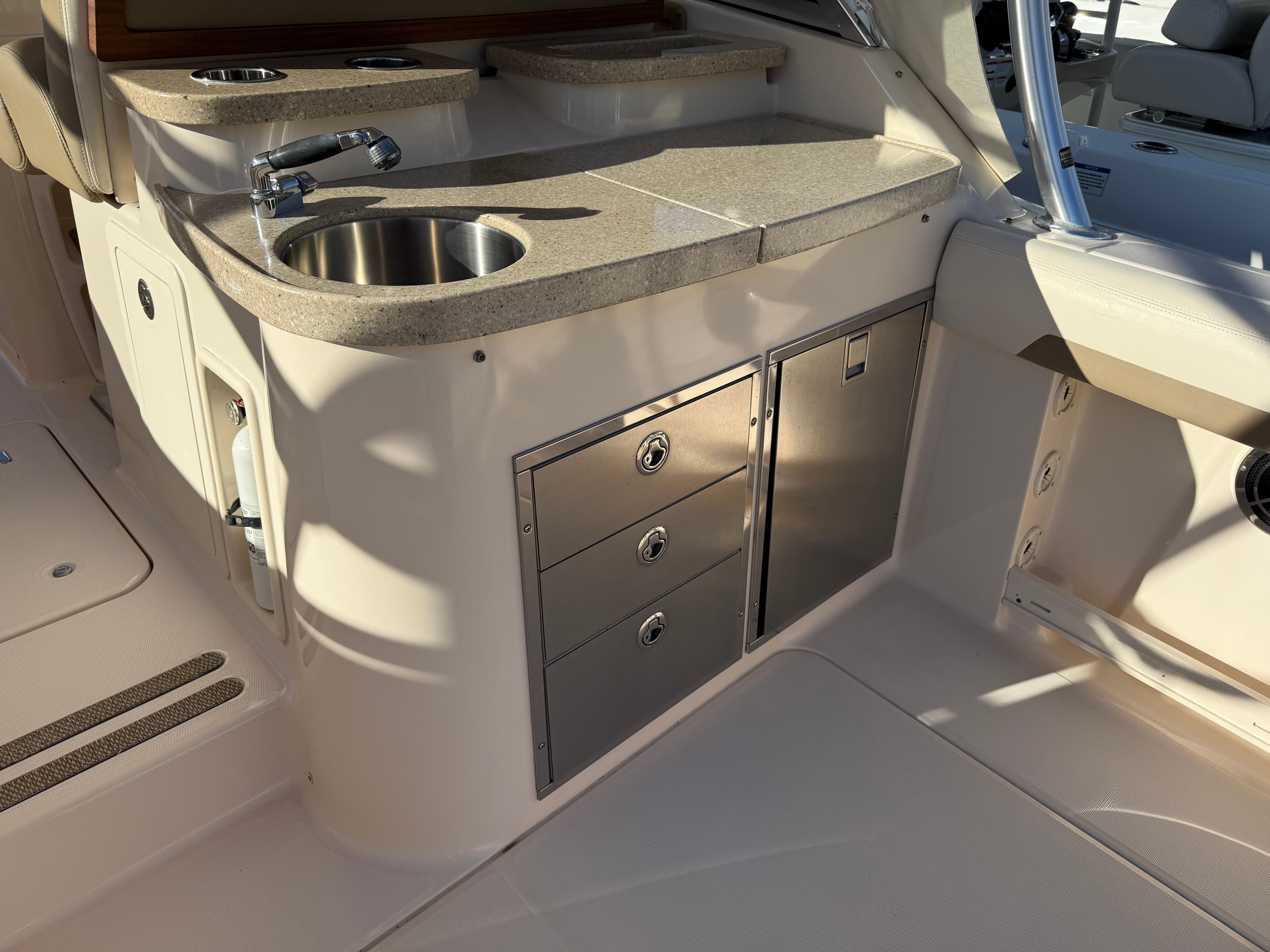 2013 Grady-White Freedom 335 #T418H inventory image at Sun Country Marine Group, Newport Beach 2013 Grady-White Freedom 335 #T418H inventory image at Sun Country Marine Group, Newport Beach