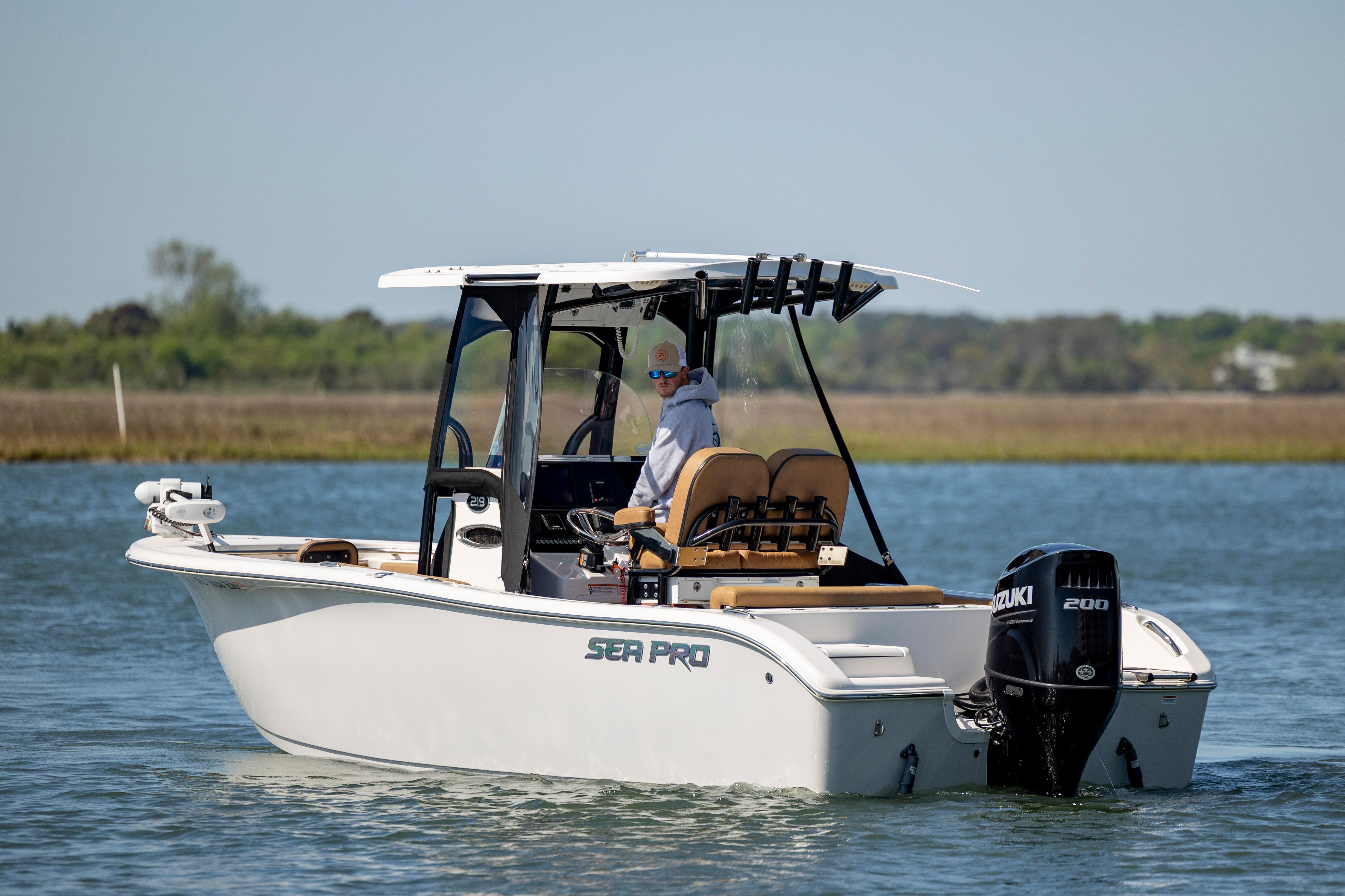 2022-sea-pro-219-center-console-power-9743259-20250410094352758-1_XLARGE