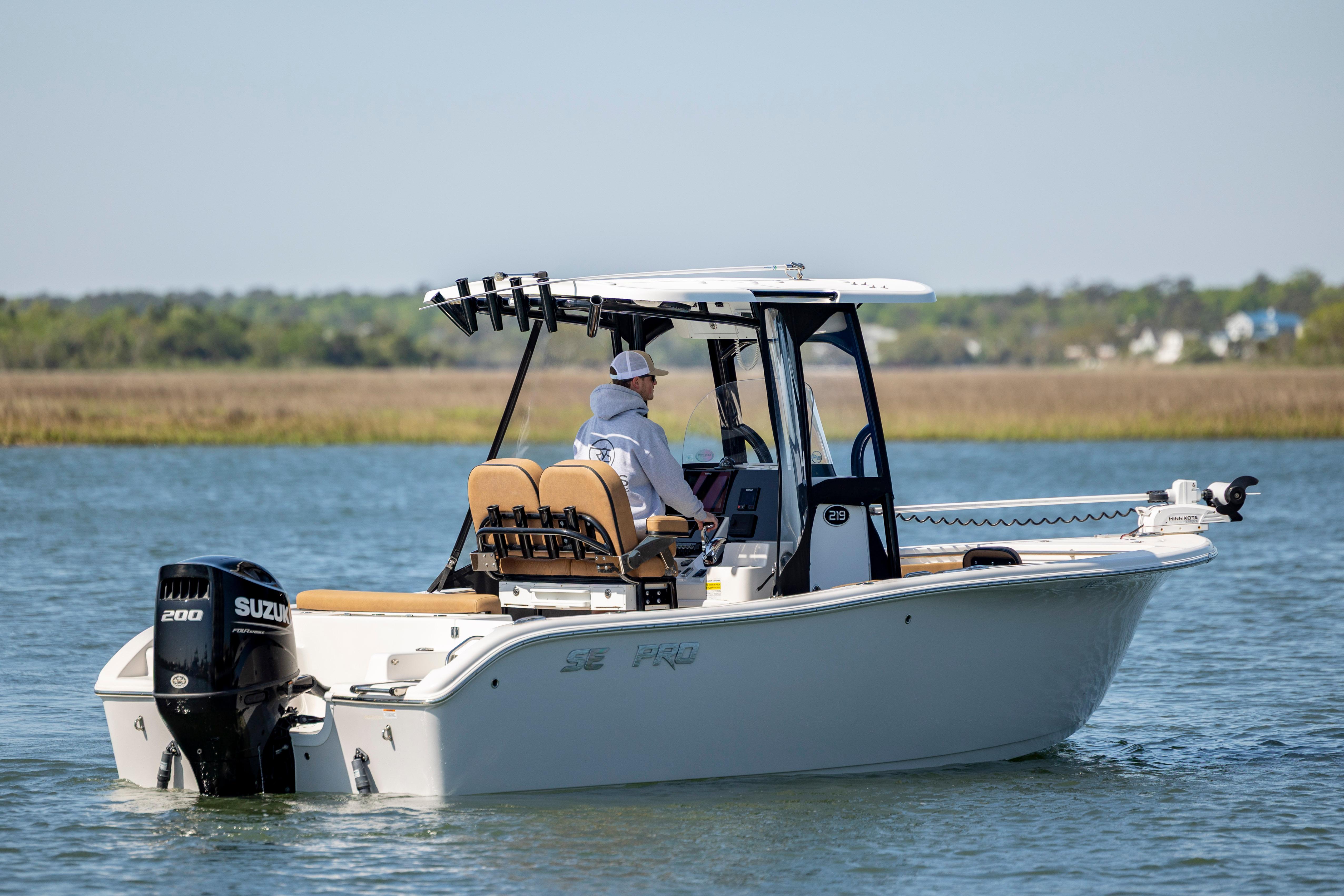 2022-sea-pro-219-center-console-power-9743259-20250410094400724-1_XLARGE
