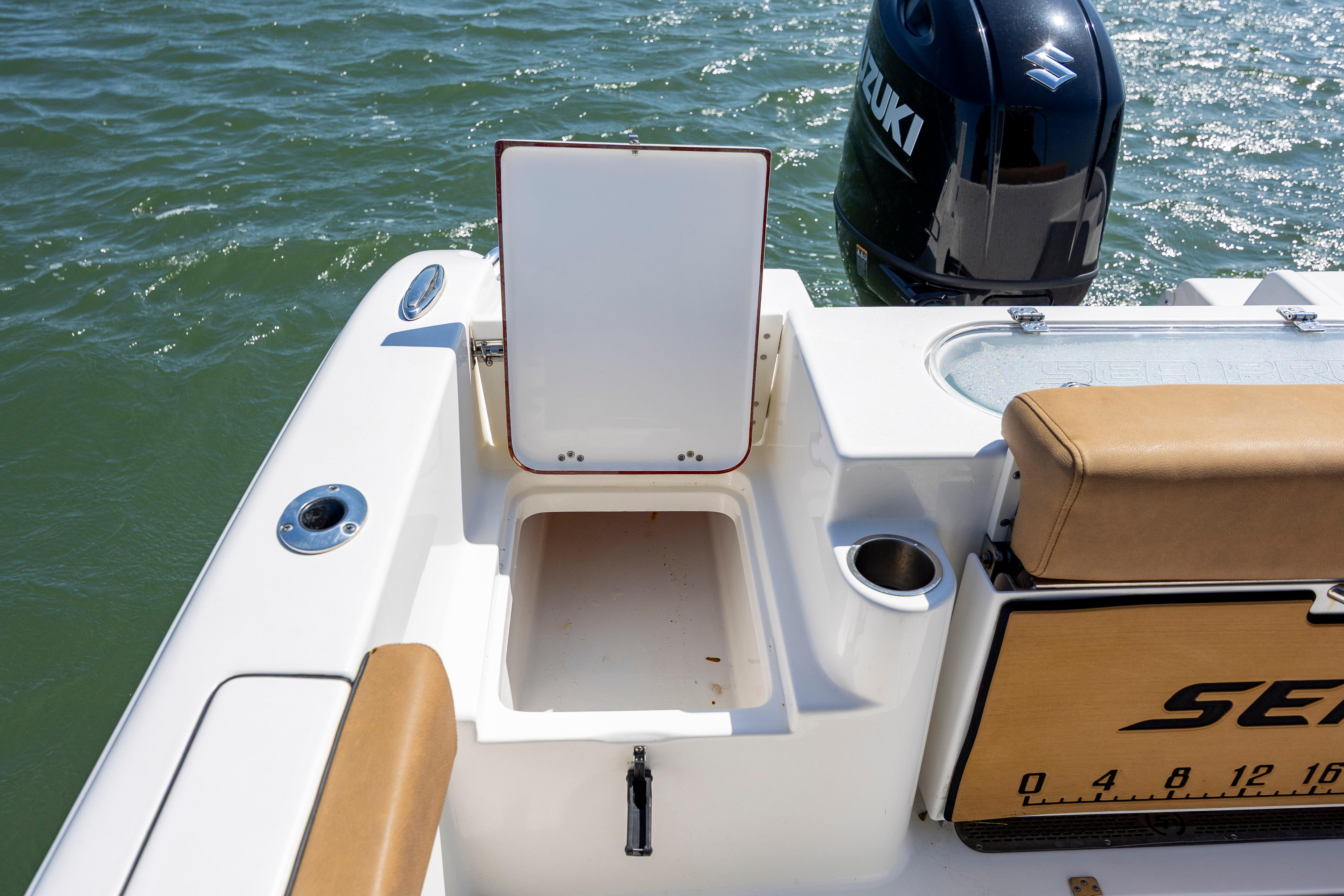 2022-sea-pro-219-center-console-power-9743259-20250410094449977-1_XLARGE