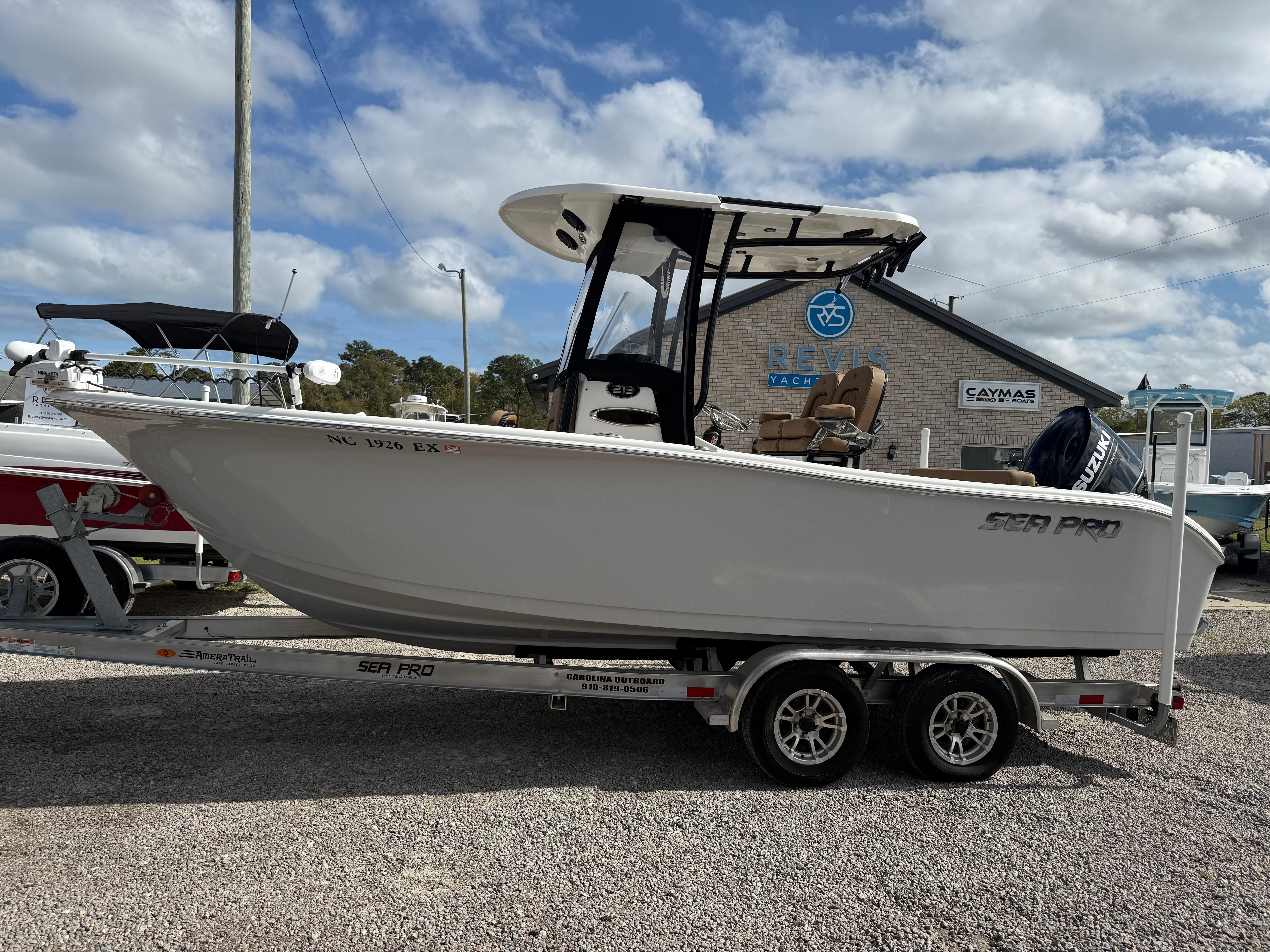 2022-sea-pro-219-center-console-power-9743259-20250410094524517-1_XLARGE